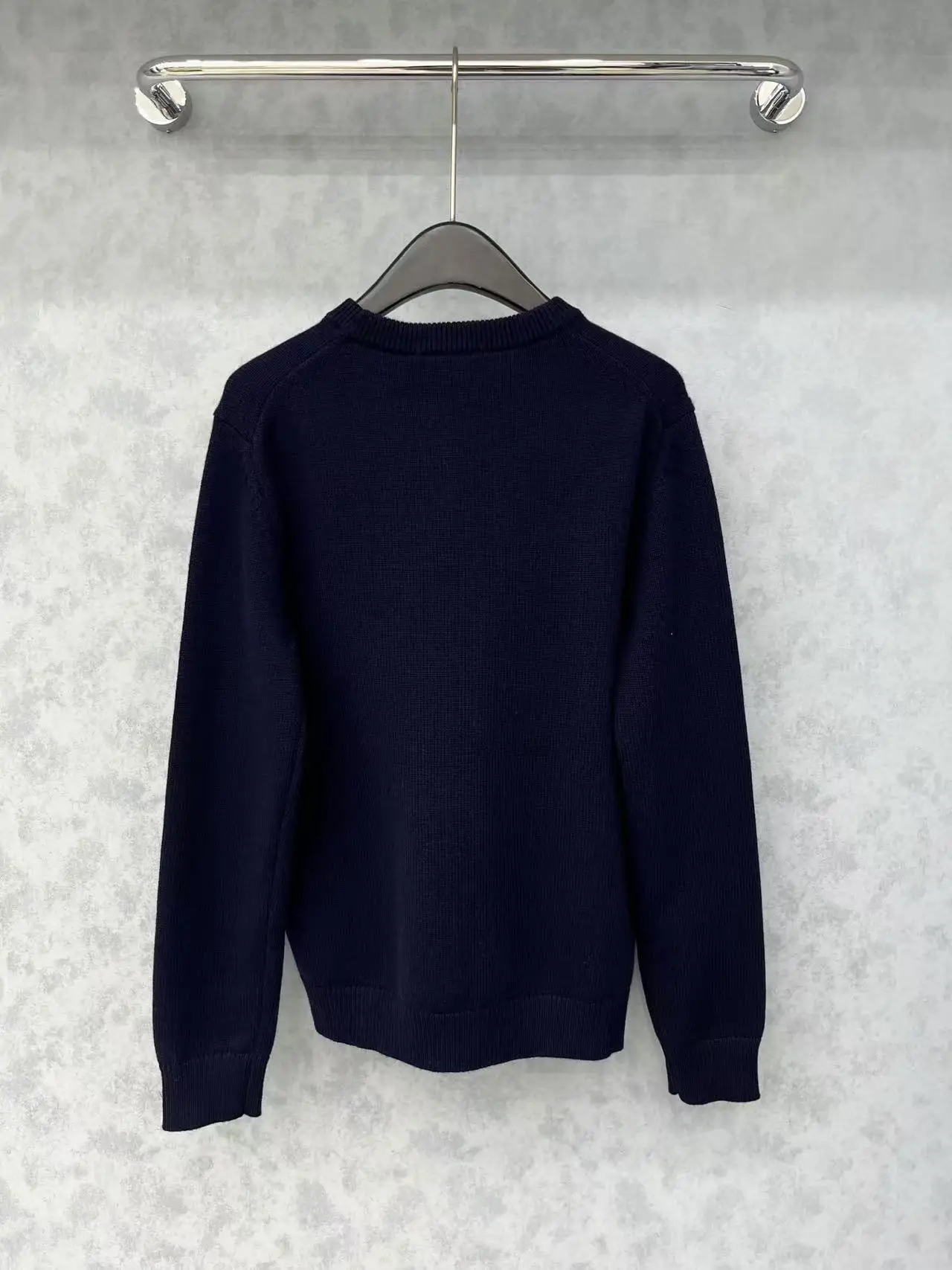 

Casual LooseDark Blue Women O-neck Letter Sweater 2025 Autumn New Knitted Long-sleeved Top Simple Pullover Y19