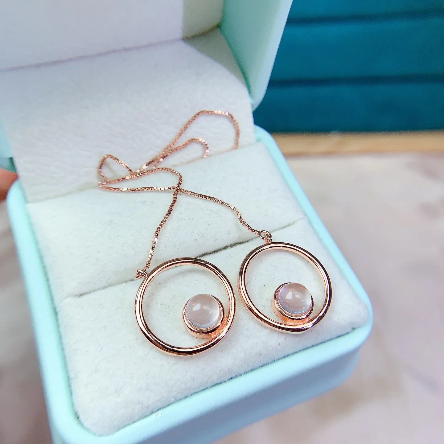 KJJEAXCMY Boutique Jewelry Girls' Natural Pink Crystal Hibiscus Stone Ear Thread 925 Pure Silver Electroplated Rose Gold Christm