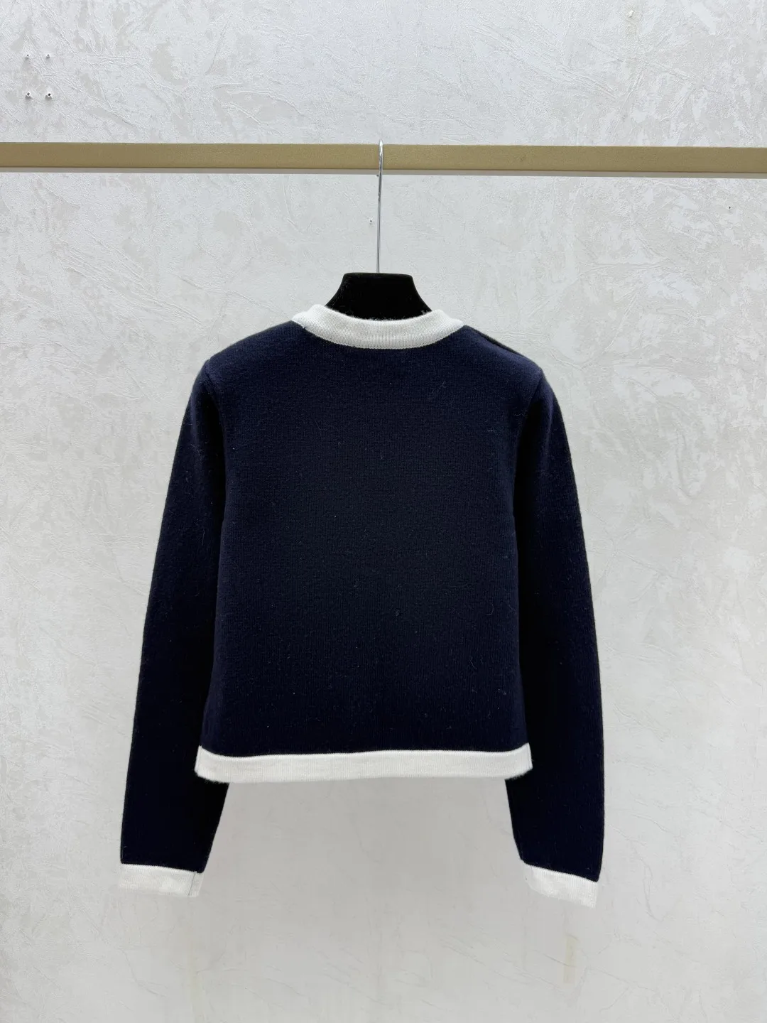 

25 autumn and winter new women's clothing new product pullover round neck versatile knitted cardigan button sweater