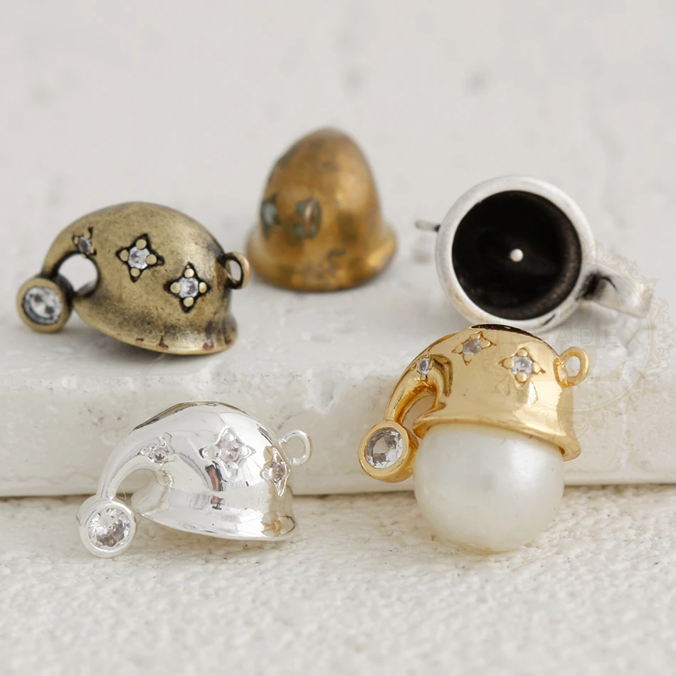 

DIY Supply-One Piece Solid Brass Bead Cap with Rhinestones - 16.5x10.3x8.1mm (4918C-5)