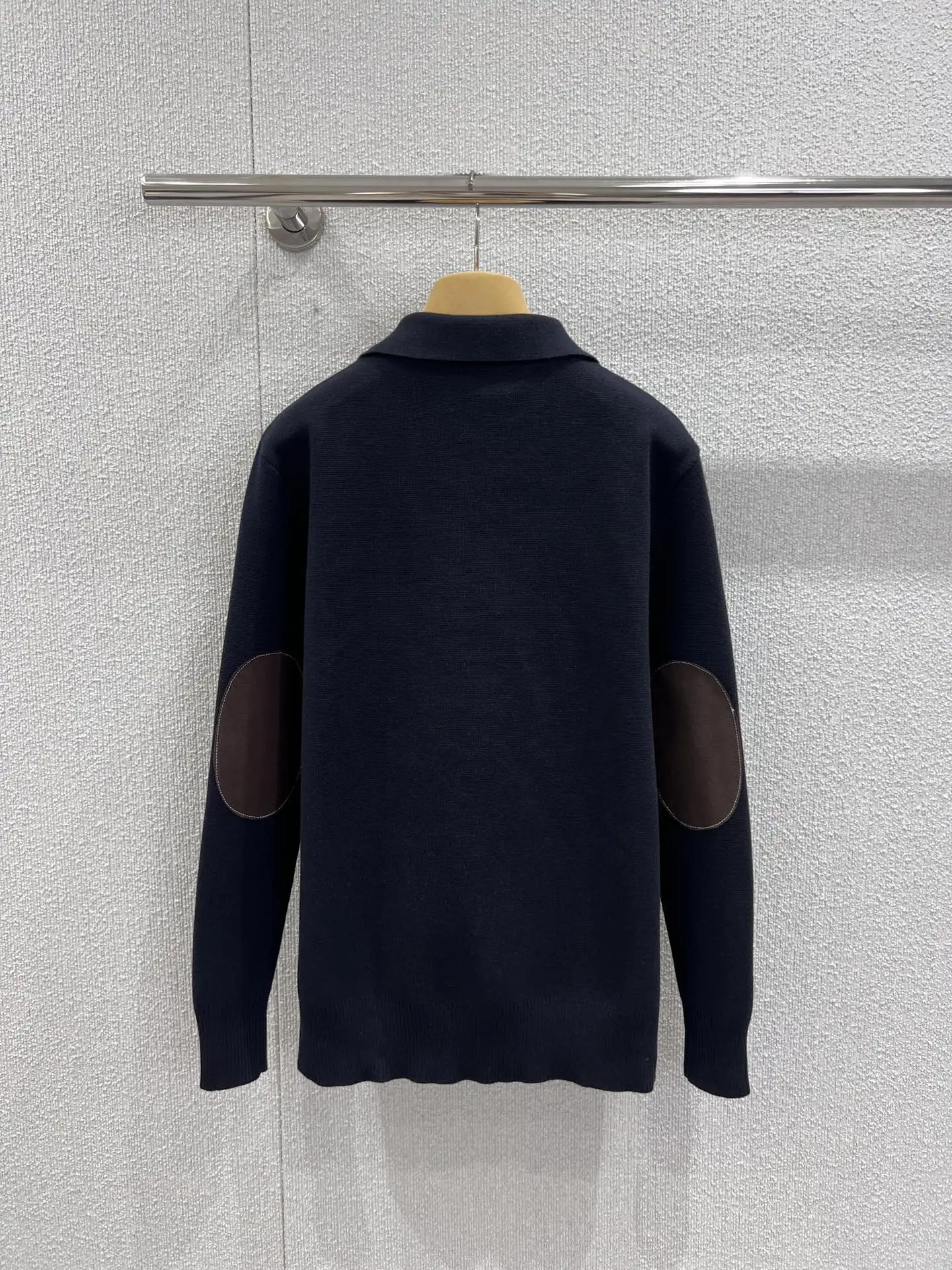 

2025 Early Autumn New Product Wool and Suede Zipper Knitted Cardigan with Arm Splicing Leather Comfortable 125
