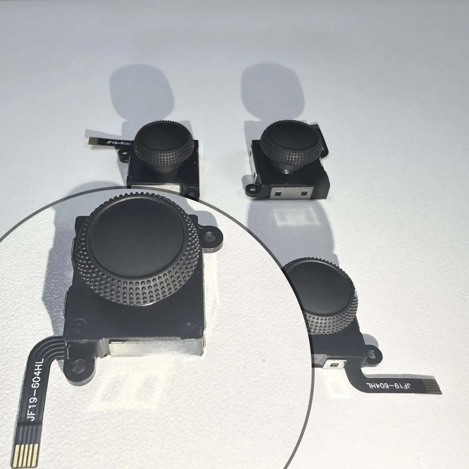 2szt-100szt/lot dla SWITCH joycon Joystick z efektem Halla 3D Analog Stick Bez lutowania lub okablowania Kalibracja chipa Bez opóźnień Bez dryfu — zdjęcie produktu 7