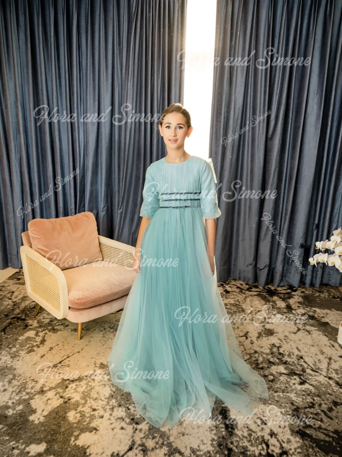 فستان فتاة الزهور الجميل الأنيق المصنوع من الشيفون الأخضر المخصص لحفلات الزفاف وحفلات الاستقبال الرسمية والمناولة الأولى