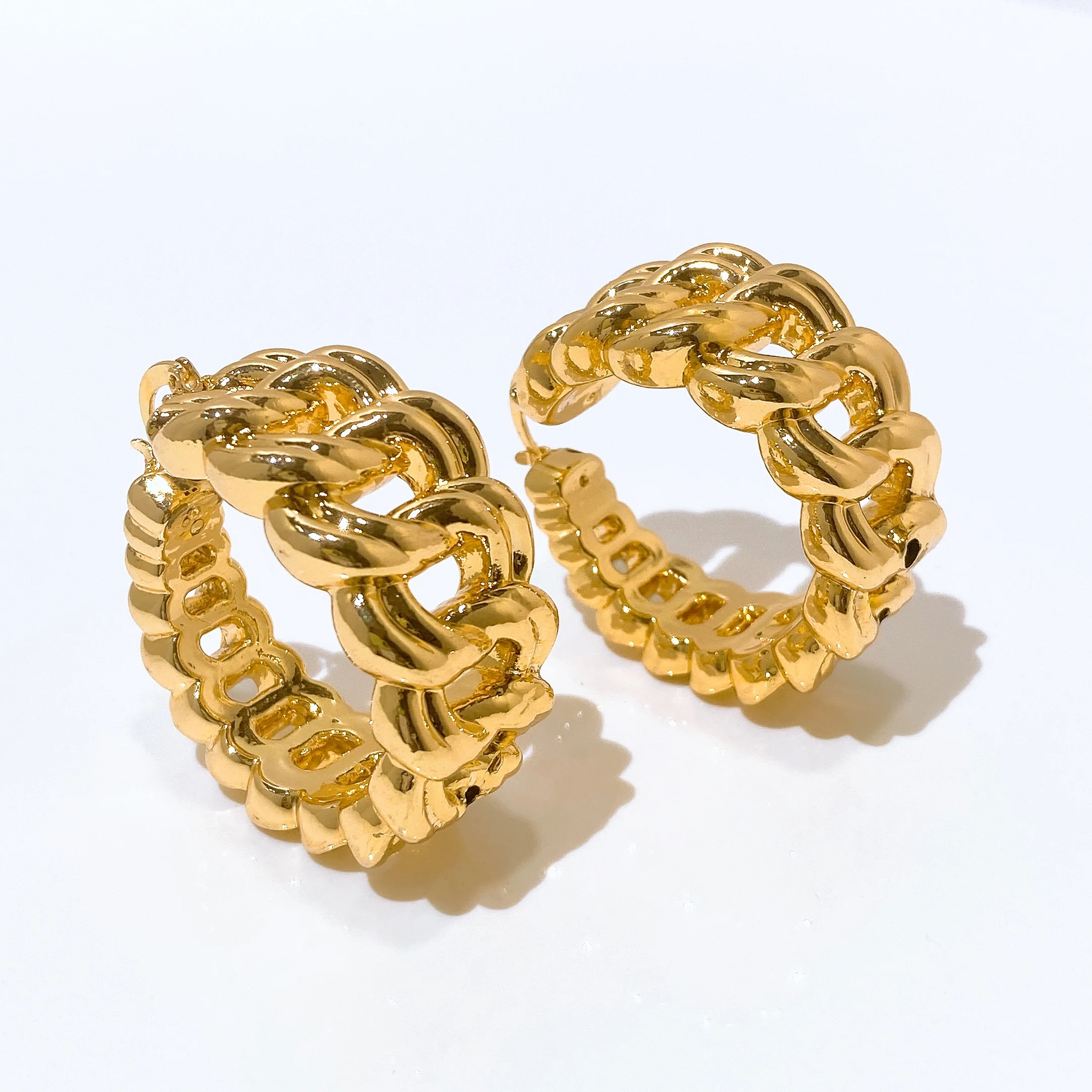 Yulaili Nigerian 18k Gold Plated Big Thick Chain Hoop Earrings Brazil Gold Fashion Jewelry for Women Wedding Party Accessories
