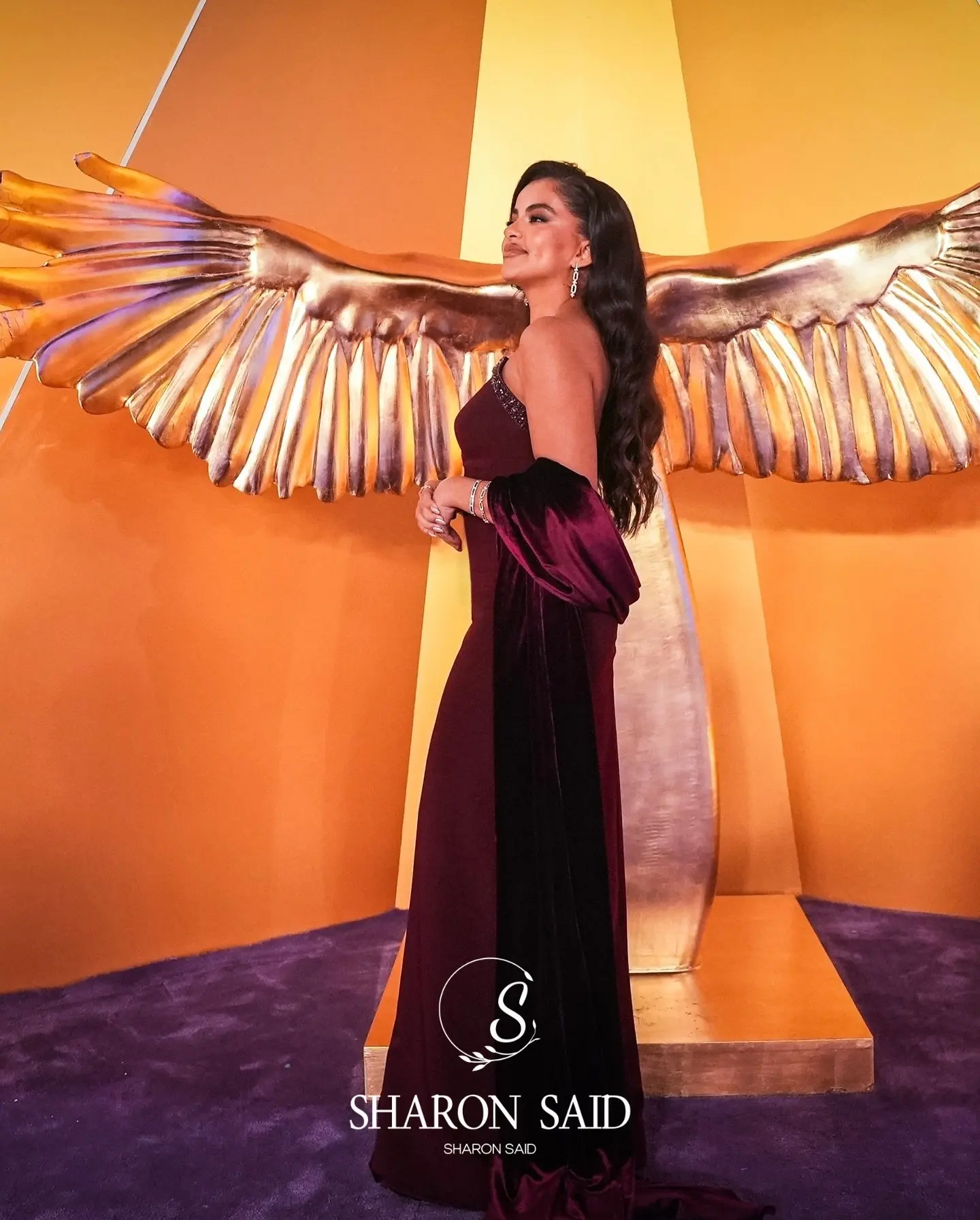 샤론 사이드 버건디 스트랩리스 비즈 크리스탈 이브닝 원피스, 케이프 포함, 웨딩 파티 정장 가운, SF005 맞춤형