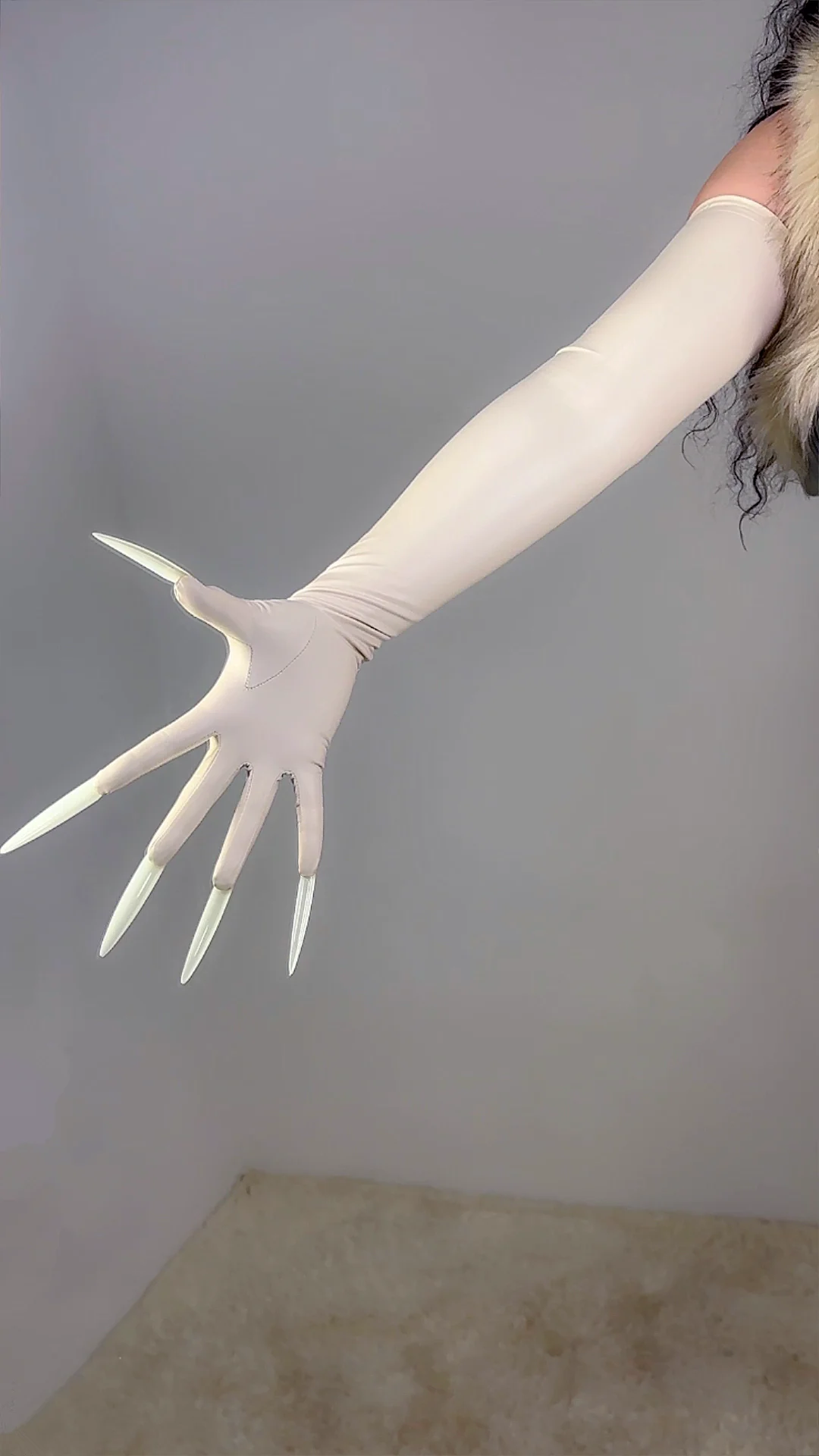 Gants en latex blanc cassé pour femmes avec N64.TECH, faux caoutchouc extensible extra fin, gants à ongles en cuir PU, costume de mode, cosplay