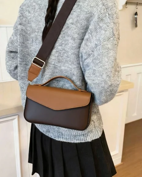 

Advanced French style commuting diagonal cross bag for women's new retro handbag 1055