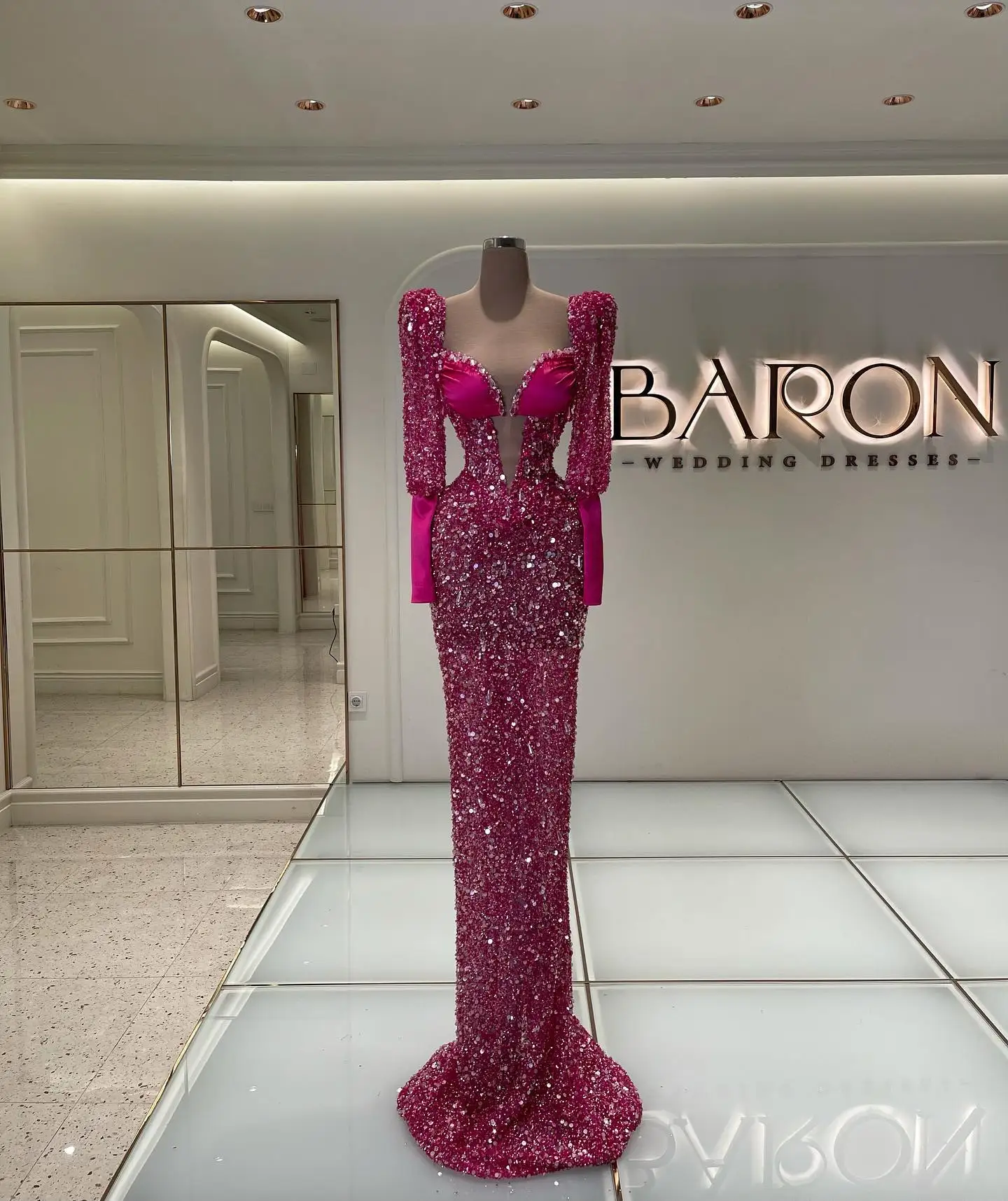 Fuchsia Sequined Prom Dresses Long Sleeve Shiny Beaded Evening Gowns Sweep Train Arabic Women Gowns Vestidos Custom Made
