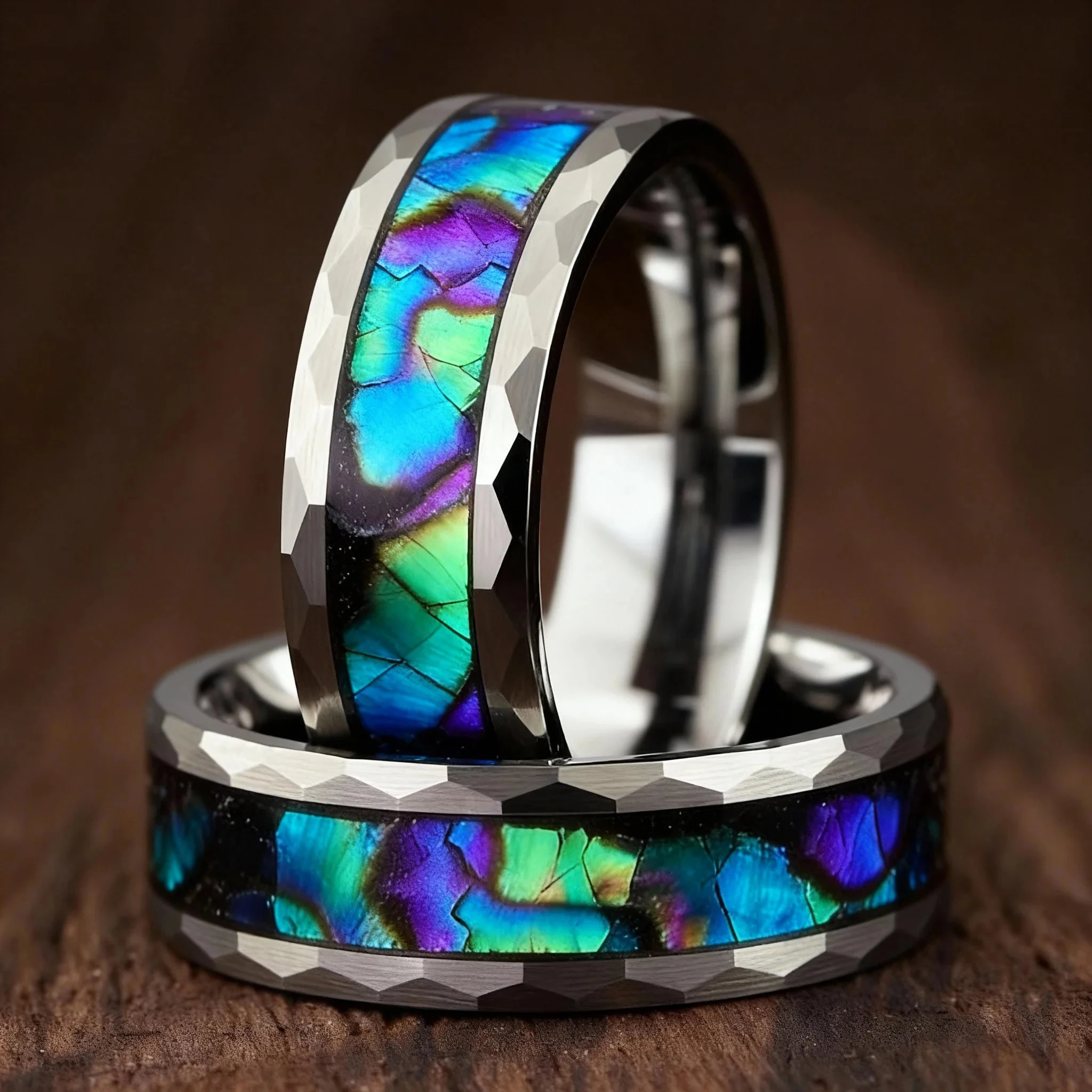 

Fashion 8MM Hammered Stainless Steel Rings For Men Women Inlay Colorful Abalone Shell Rings Men Wedding Party Jewelry Gift
