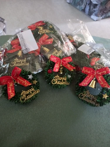 10pcs/pack Christmas Wreath Tree Wreaths Hanging Decorations Miniature Garland Simulated Furniture Ornament Toy photo review