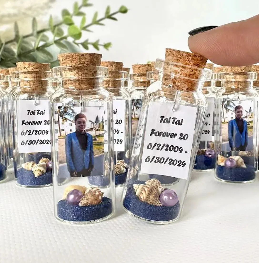 

Похоронные сувениры с фотографией Празднование жизни Сувениры для потери Мемориальные подарки для funerals Забудь меня, а не флакон на память для G