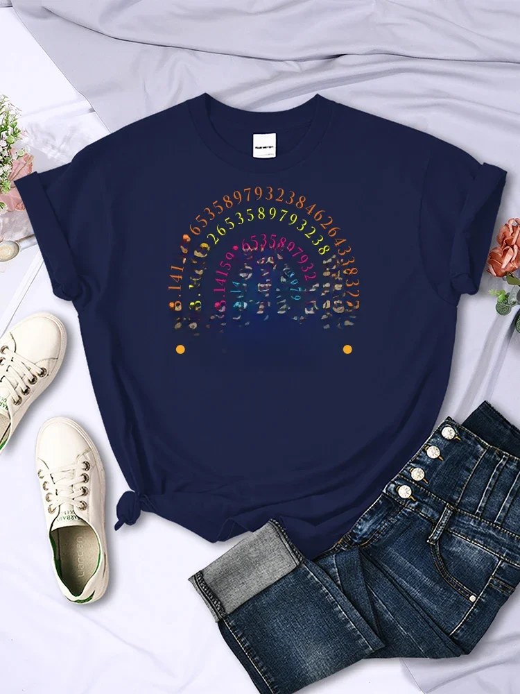 Happy Pi Day 3.14 matematyka nauczyciel matematyki tęczowy nadruk kobieta t-shirty wygodne kreatywność topy Casual koszulka damska — zdjęcie 2