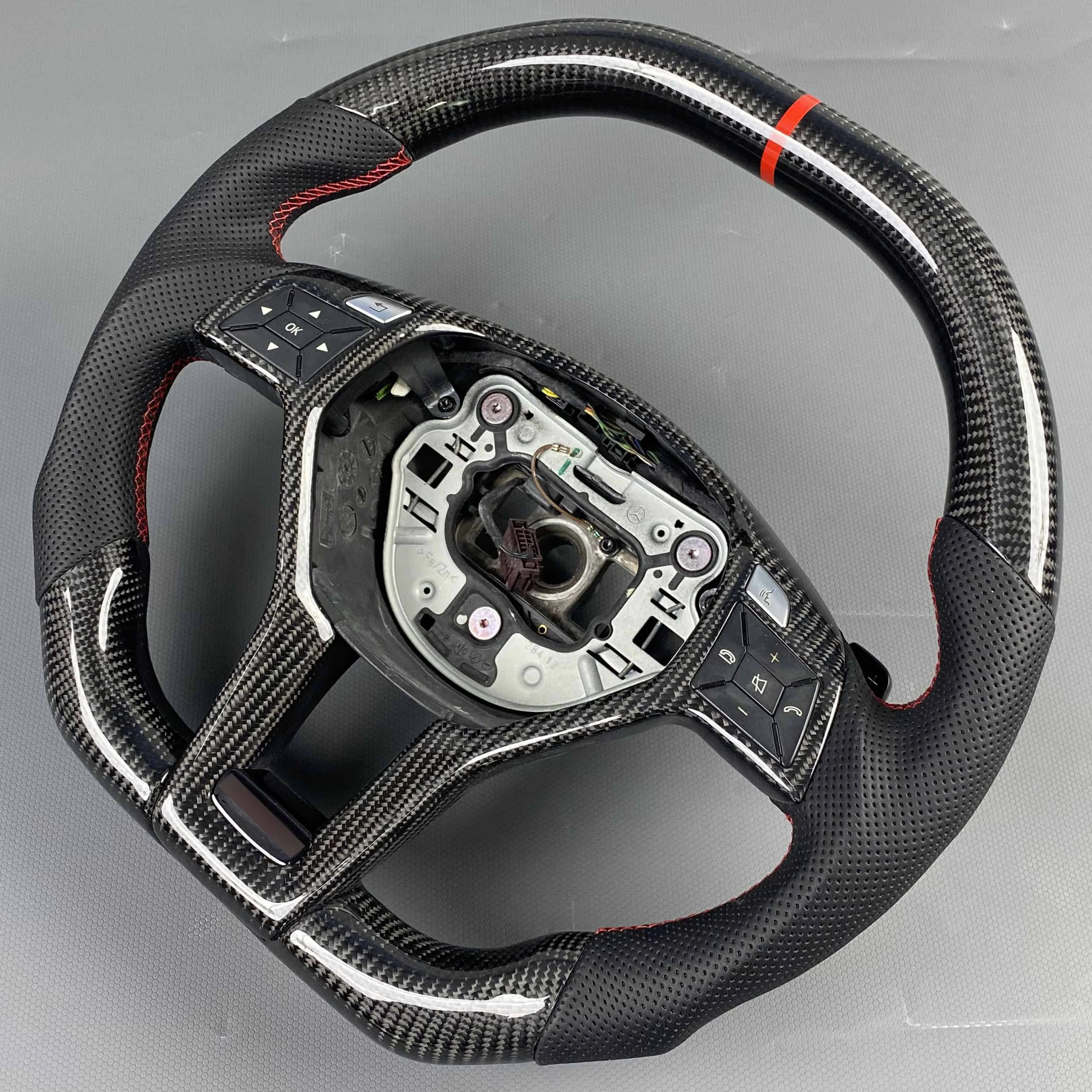 Customized Carbon Fiber Steering Wheel for Mercedes Benz W176 W246 A-Class C-Class W204 C117 C218 X218 W212 C207 A207 X156