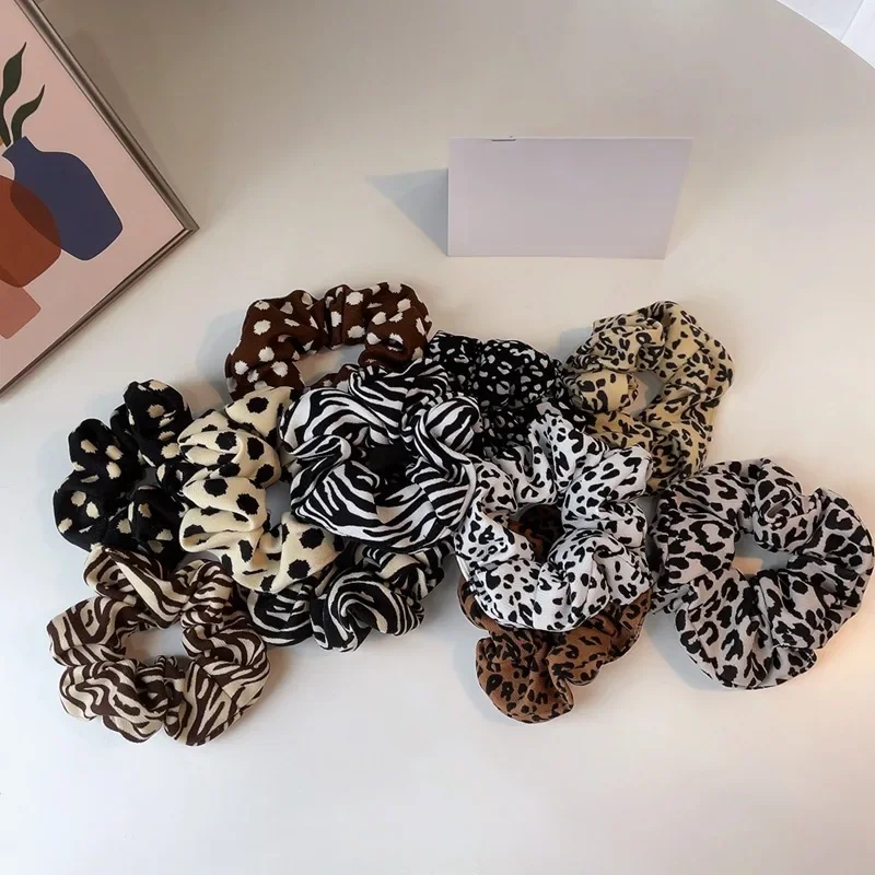 Tkanina w panterkę Scrunchies elastyczne gumki do włosów kobiety dziewczęta sztruks Dot Zebra kucyk Holder gumki do włosów modne akcesoria do włosów — zdjęcie 2