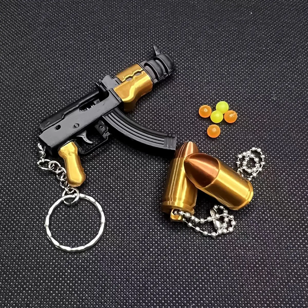 Mini Gun Keychain Pack Cool Keychains Compact Mini Shooting Pistol Charms Versatile  Pocket & Bag Charms & Gift for Men Pack
