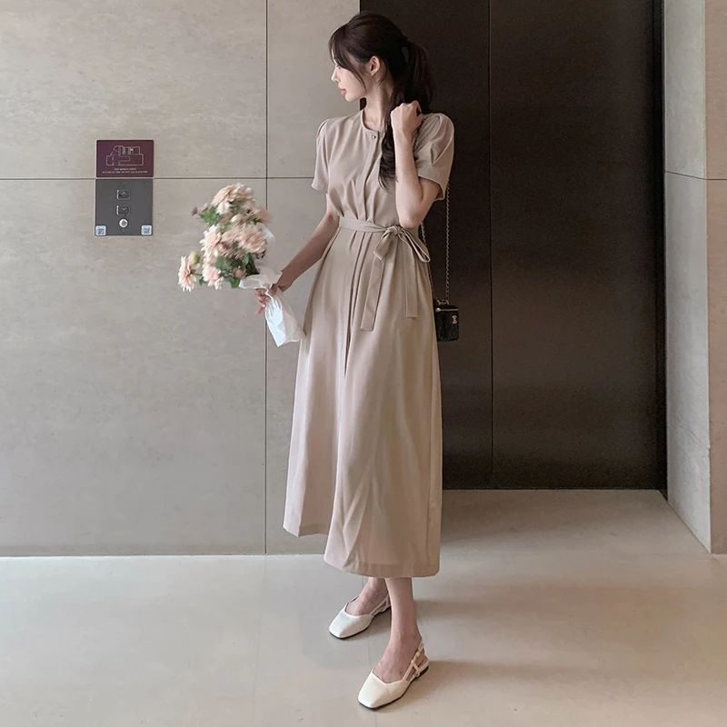 

Korean style waist strap strap round half sleeve flare long dress