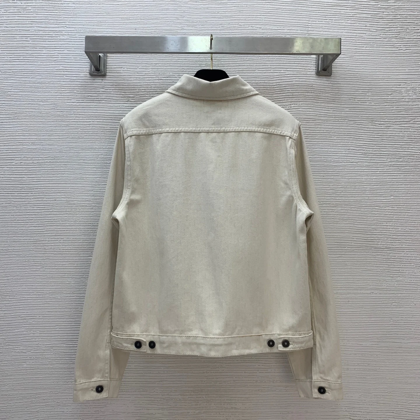 

2025 Autumn And Winter New Woman Clothing Casual And Versatile High-End Apricot Short Button-Up Lapel Long Sleeve Denim Jacket