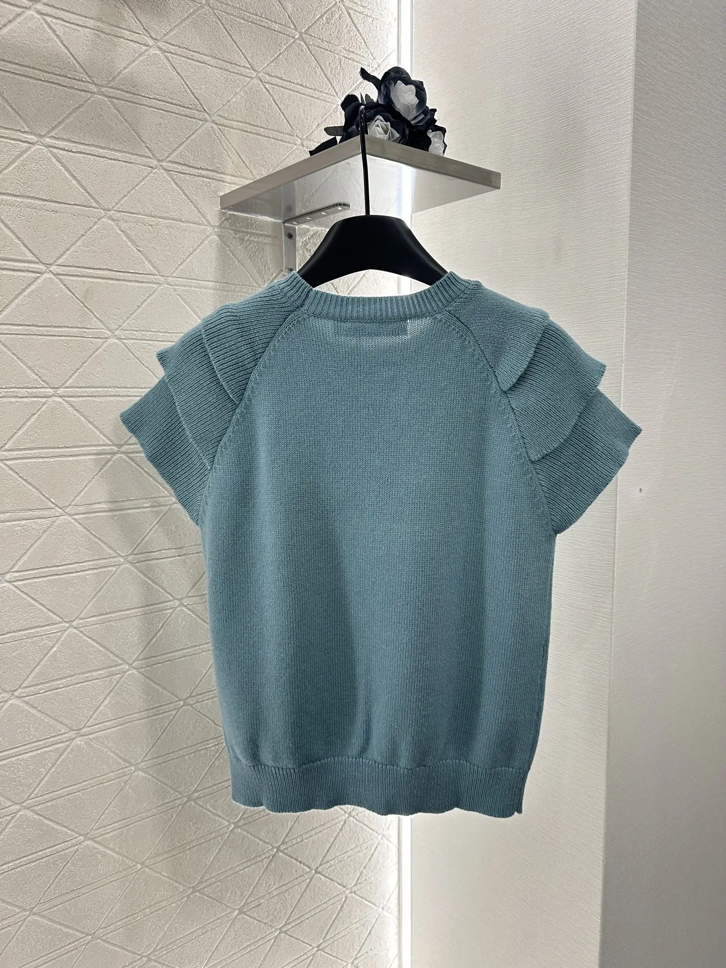 

2025 Summer New Product Hook and Flower Letter Knitted Short Sleeve with Layered Lotus Leaf Edge Design Cashmere WYY-269