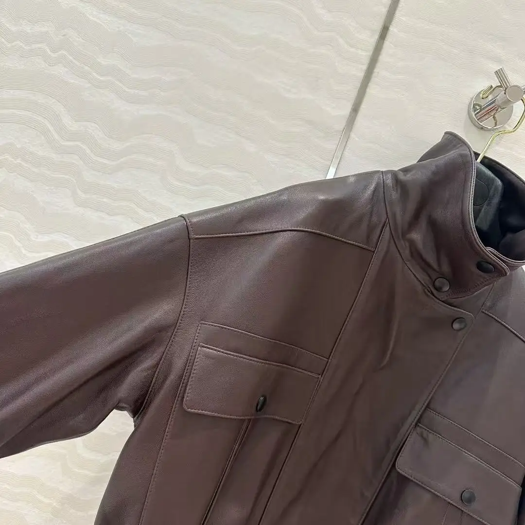 أزياء عتيقة عصرية ضرورية مع سترة جلدية مغلفة مزدوجة الجيوب #3