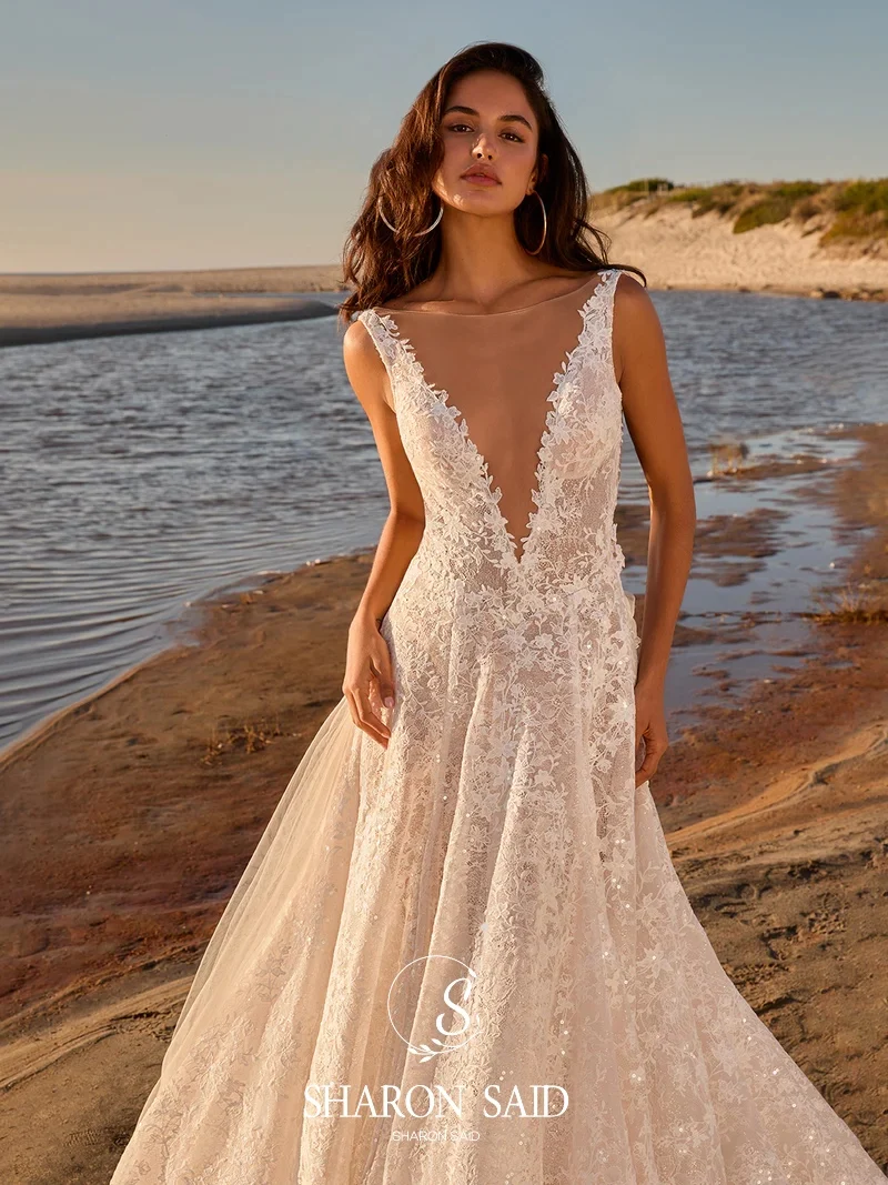 Sharon Said Luxe Diepe V-hals A-lijn Off White Kant Trouwjurken Elegante Backless Hof Trein Bruidsjurken SW357 Aangepaste