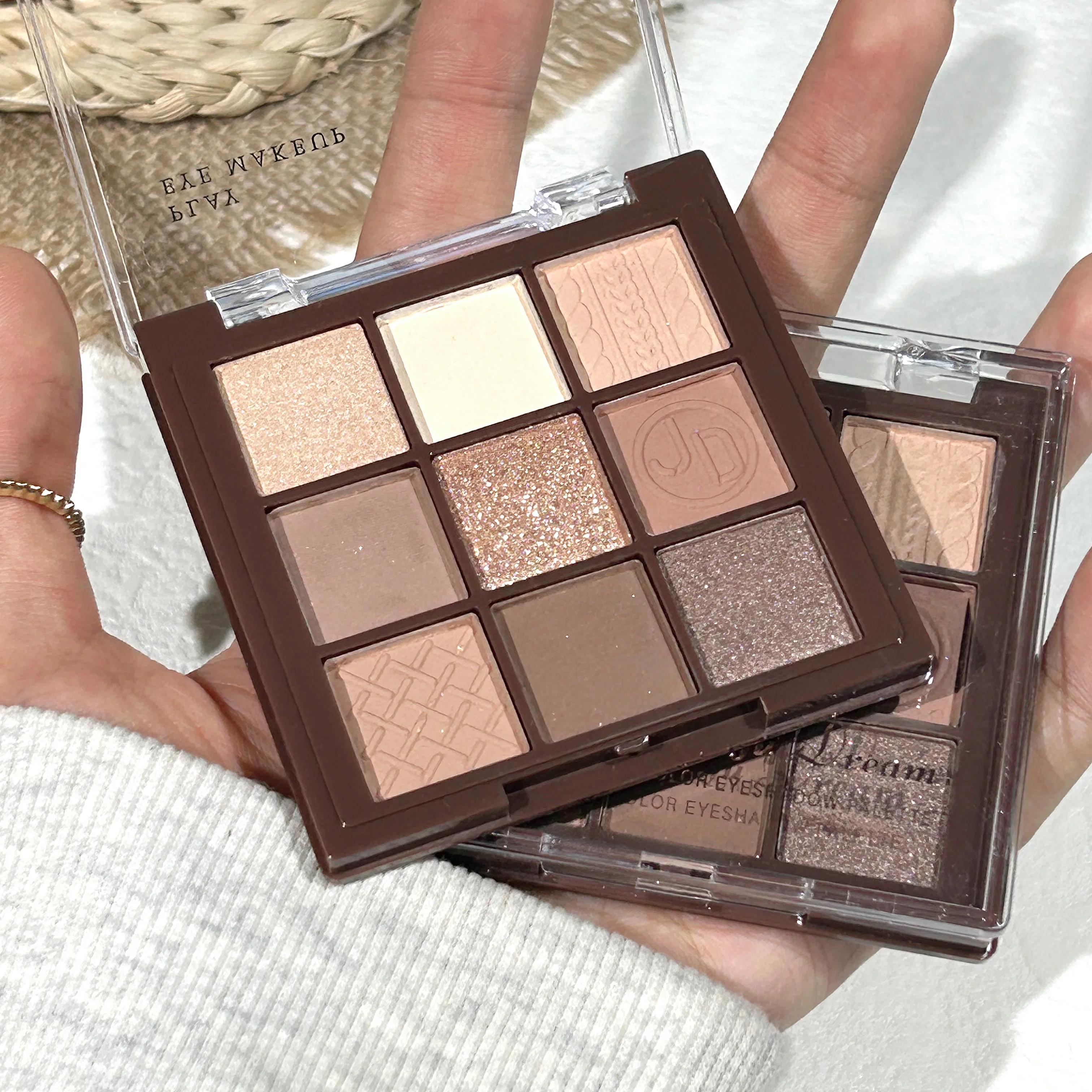 9 Color Chocolate Brown Matte Eyeshadow Palette Waterproof & Sweatproof Long-Lasting Matte Pigment Eyeshadow Versatile Makeup