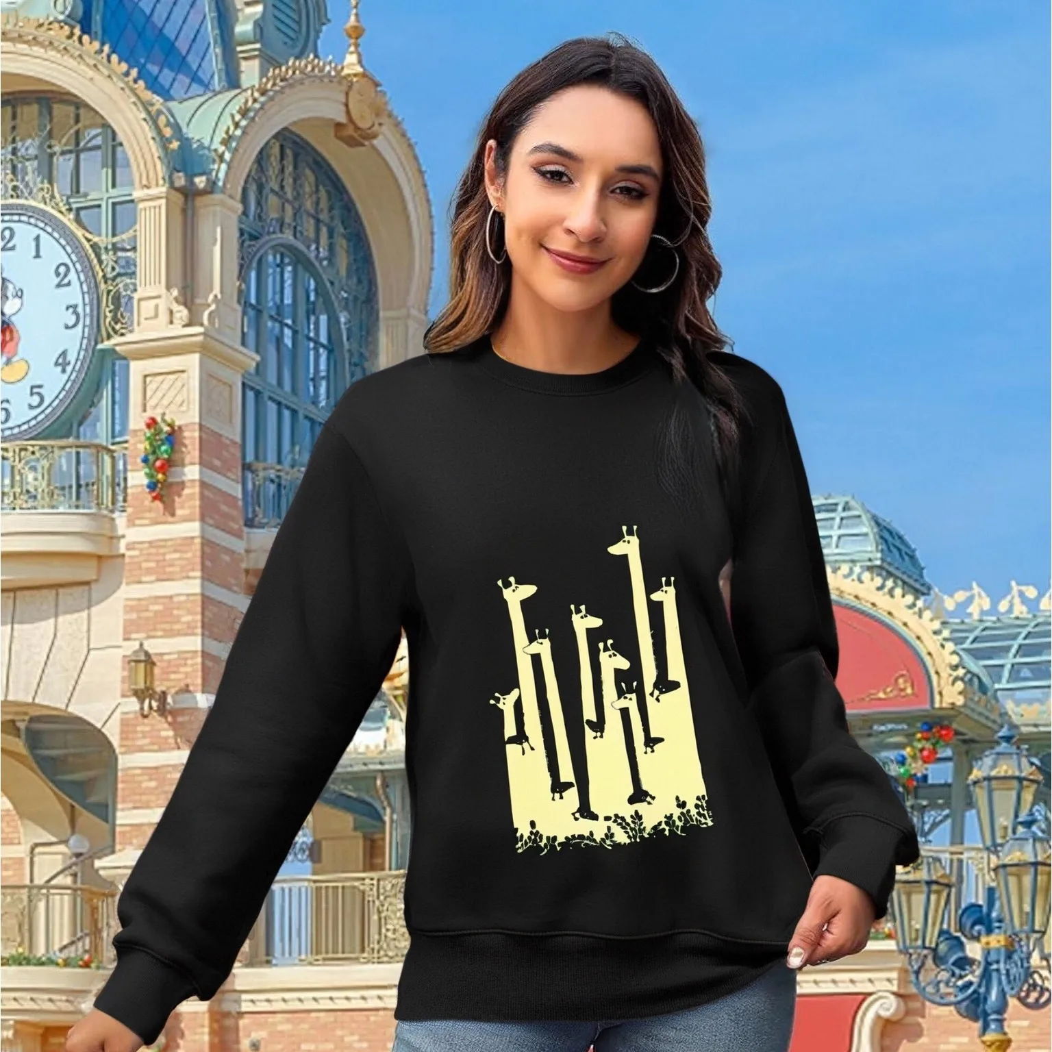 

Giraffe Print Sweatshirt Black Sweatshirt Cartoon Giraffe Graphic Casual Loose Long Sleeved Funky Animal Design Comfortable Top