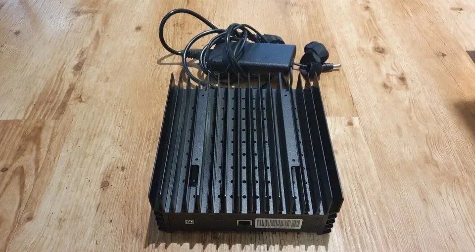 ID ICERIVER ALPH AL0 400GH/s 100W Home Miner Black 3 Algorithm with PSU