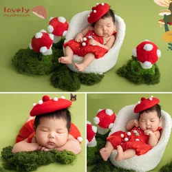 Mushroom Costume Newborn Photo Clothing Cute Beret Dress Shoot Set Mushroom Toy Green Grass Decoration Studio Baby Photo Props