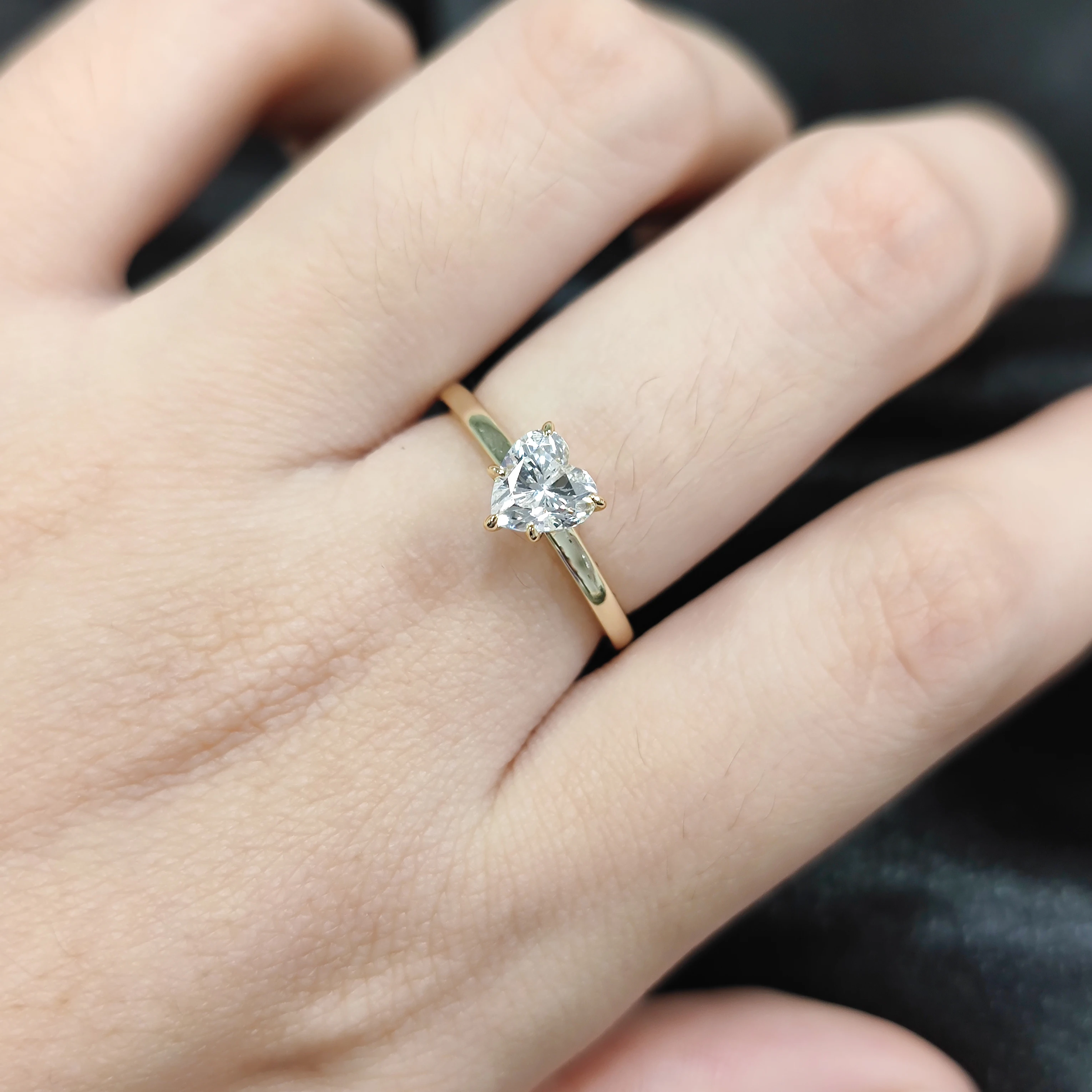 GEM'S BALLET 0.8CTW 6mm شكل قلب فريزيا المخفية هالو مويسانيتي سوليتير خاتم الخطوبة 18k مطلية بالذهب 925 الفضة الاسترليني