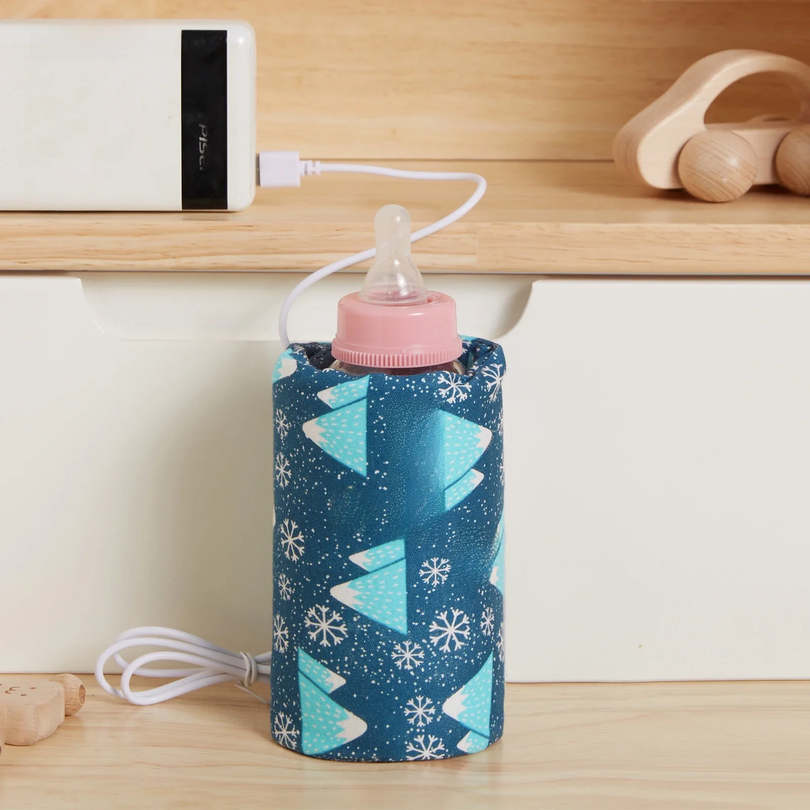 Podgrzewacz do mleka USB Izolowana torba Przenośny podgrzewacz kubków podróżnych Pokrowiec na butelkę do karmienia dziecka Podgrzewacz Torba na butelkę do karmienia niemowląt — zdjęcie 2