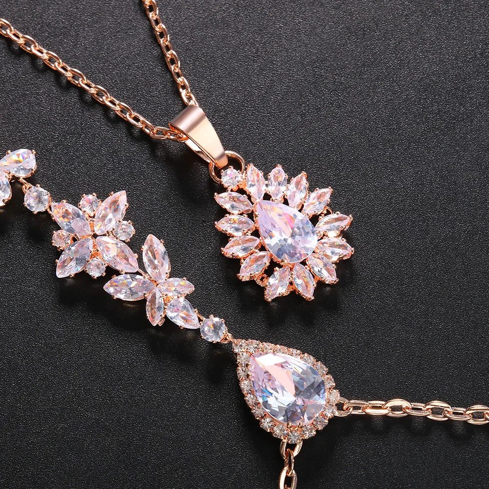 Collier en Zircon pour femmes, robe de mariée en cristal, Long pendentif avec pompon, chaîne arrière, bijoux pour le corps, décor dos nu Sexy