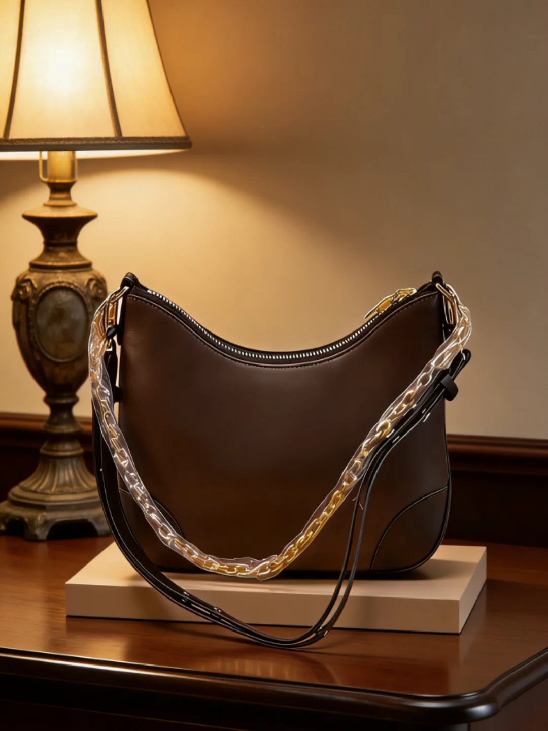 

2026 New Women's Handbag Simple and Versatile Everyday Commuter Bag 27X20cm ZX8808