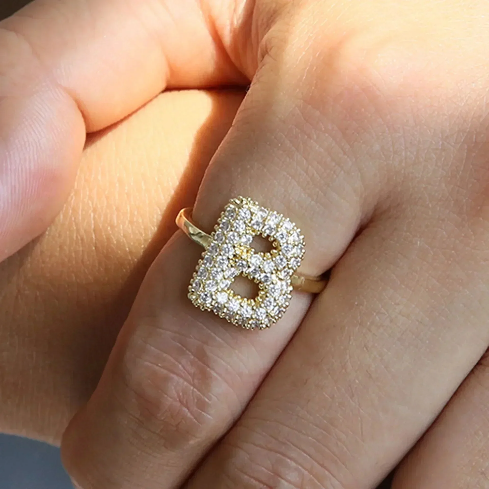 Wasserdichte Edelstahl-Buchstabenringe mit Blasen-Design, Verstellbare Offene Zirkon-CZ-Initialen-Ringe in Goldfarbe, Fingerschmuck