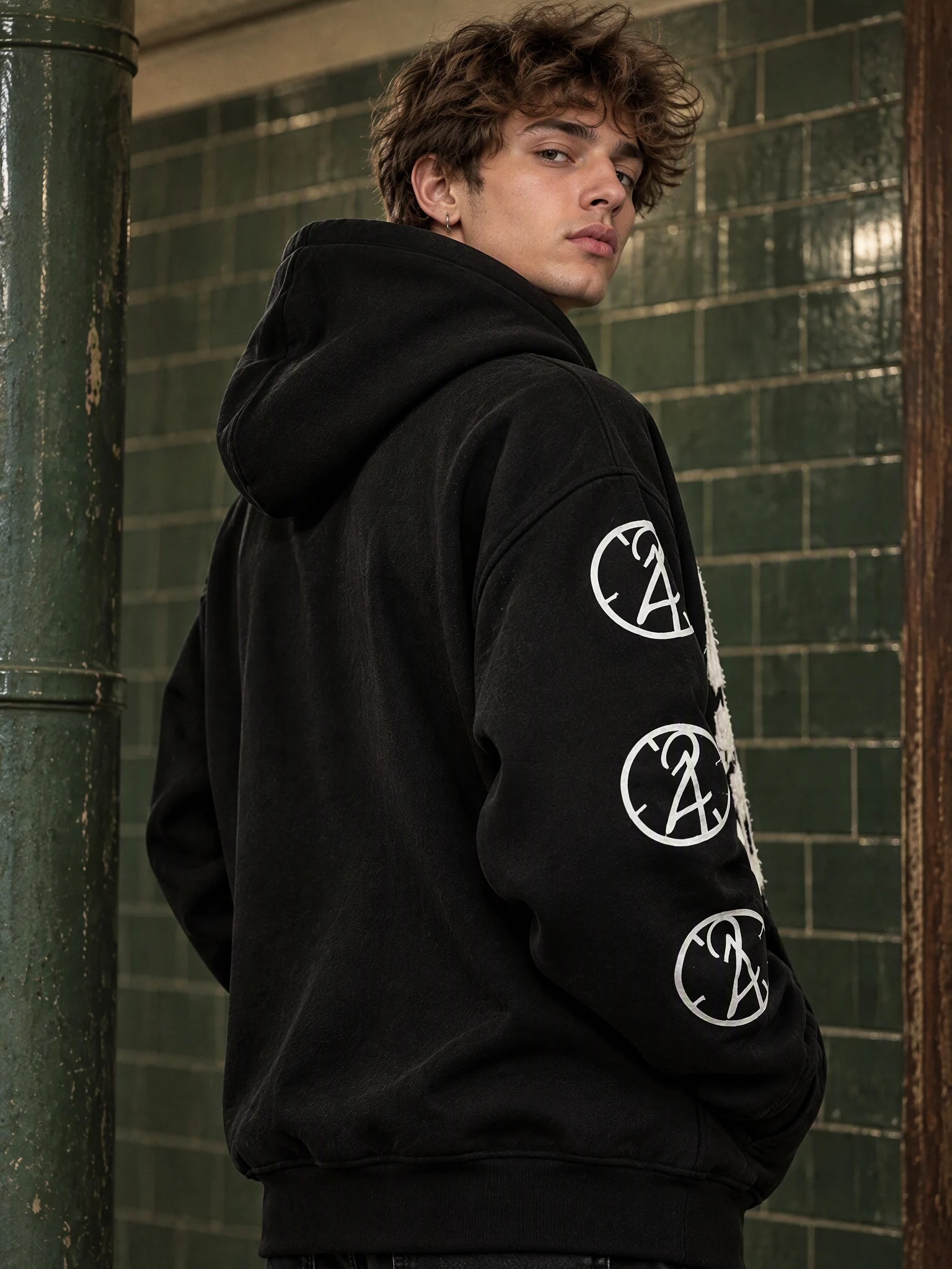 Unisex Oversized Graphic Zip up Hoodie American Streetwear Distressed Grunge Hip Hop Y2K Vintage Urban Style Casual Sweatshirt