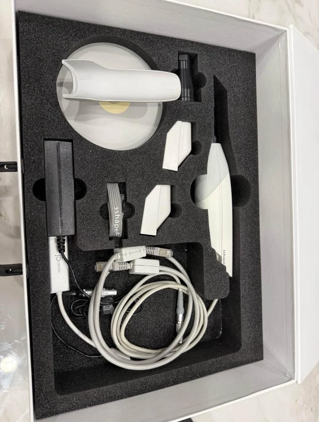 BRAND NEW Dental AI Powered Tooth Color/Intra-Oral 3D Scanner - CAD/CAM Compatible