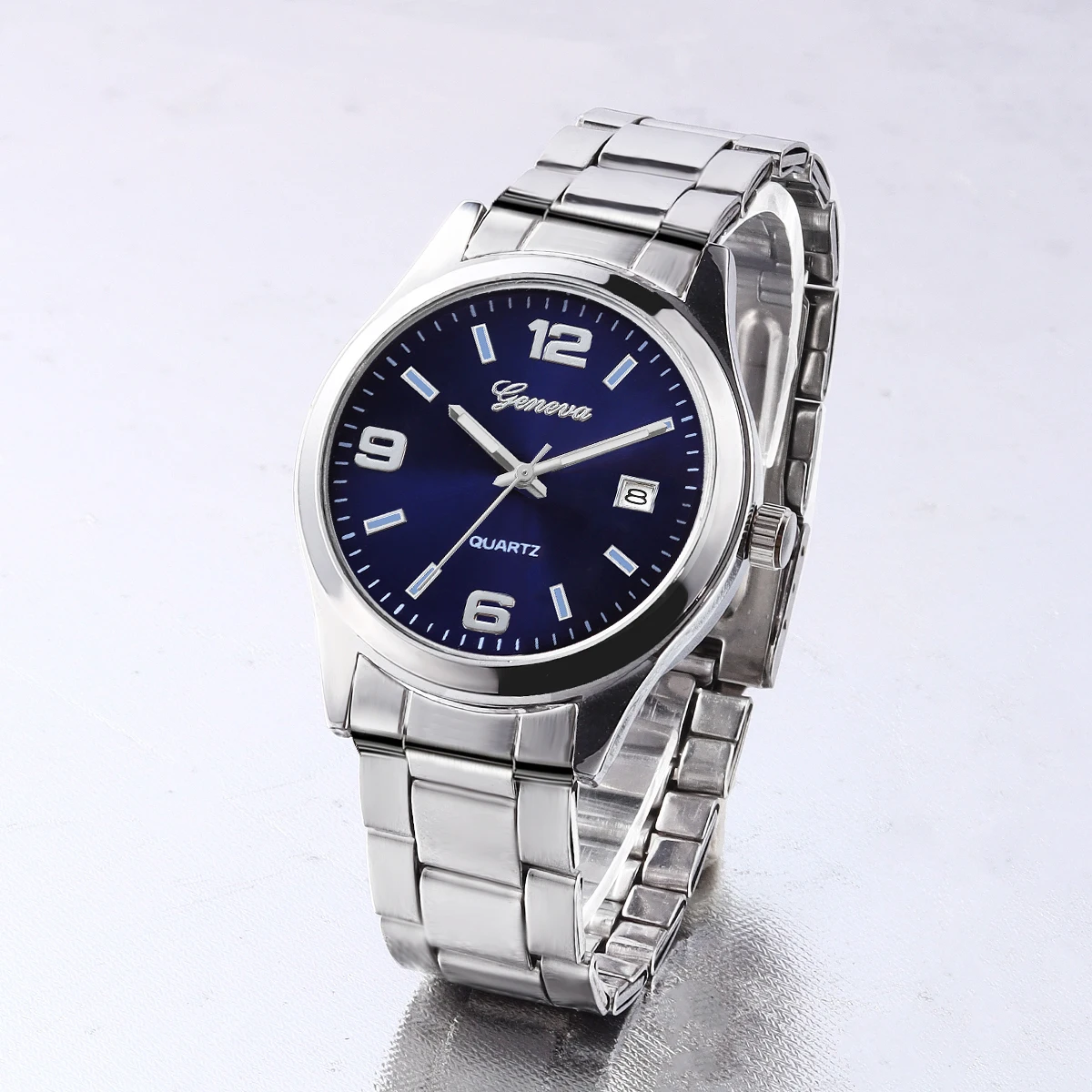 Men's Quartz Watch with Steel Band Design and Calendar Function Daily Fashion Accessory Birthday Gift