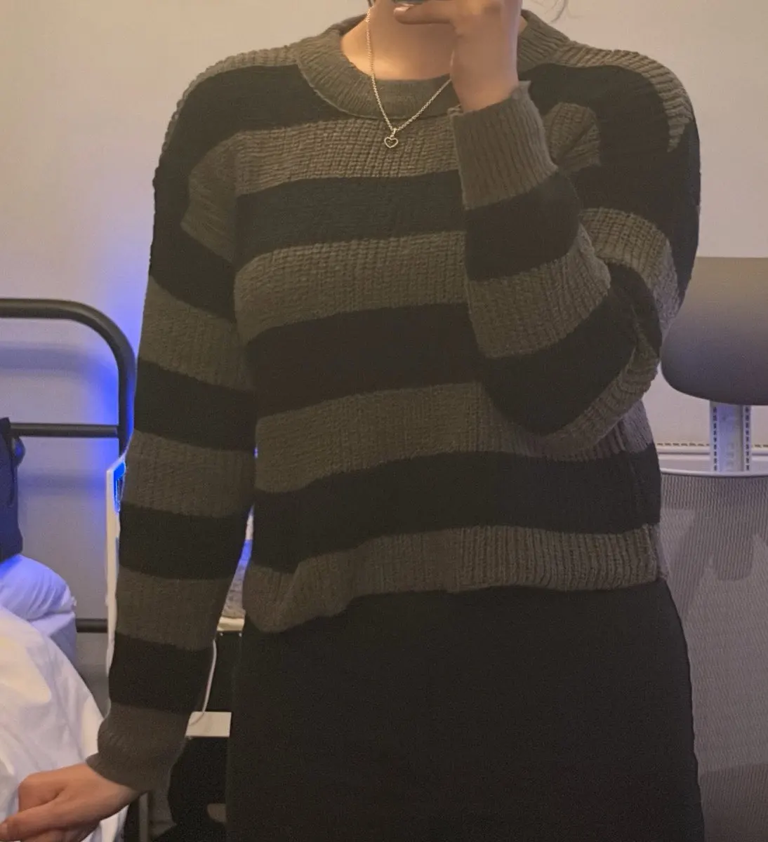 New Korean Style Striped Cropped Sweater Women Vintage Oversize Knit Jumper Female Autumn Long Sleeve O-neck Pullovers Tops photo review
