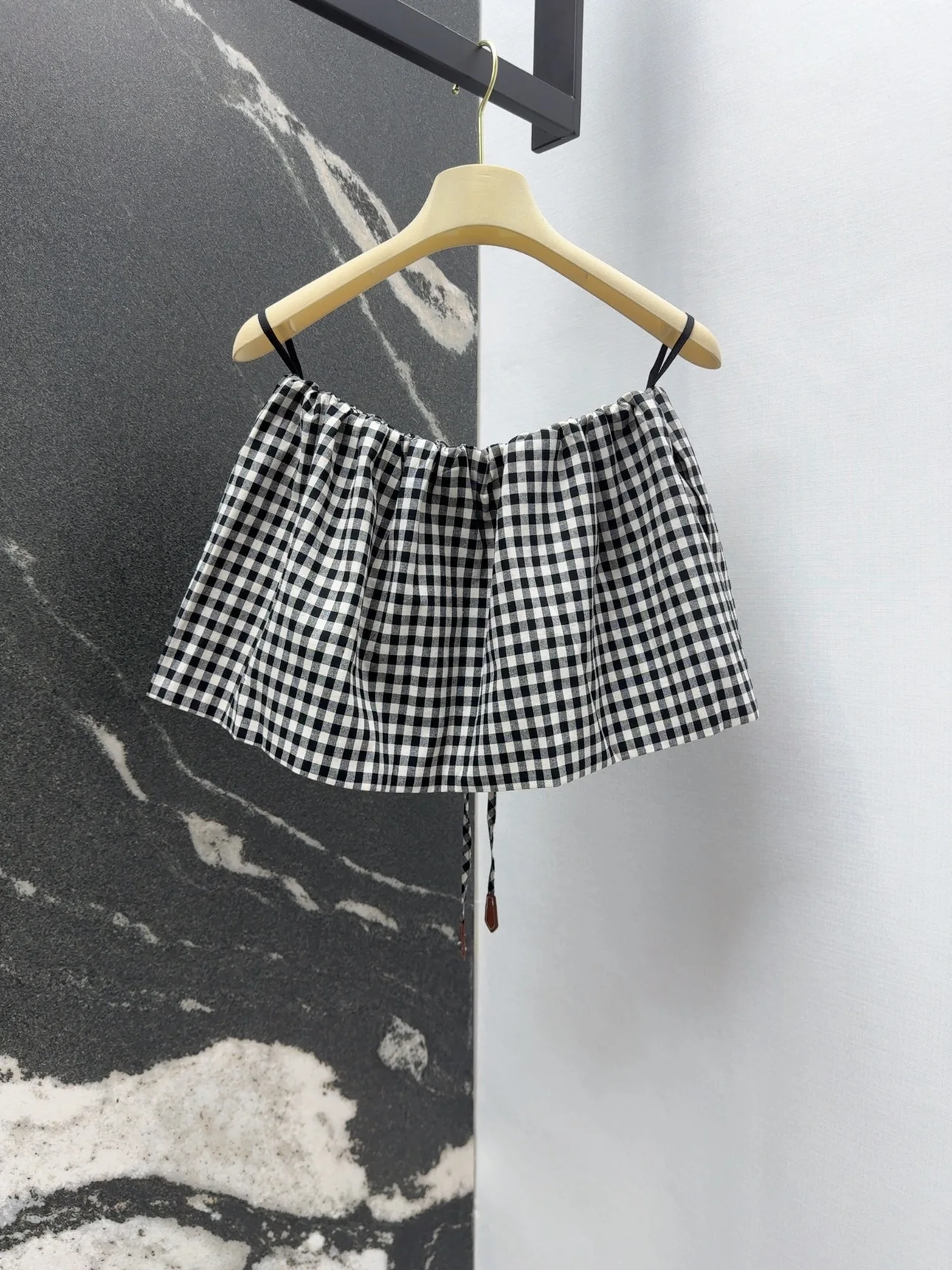 

2025 Spring/Summer New Women's Black and White Small Grid Flower Bud Puff Ultra Short Half Skirt Cotton Fabric Embroidered W-178