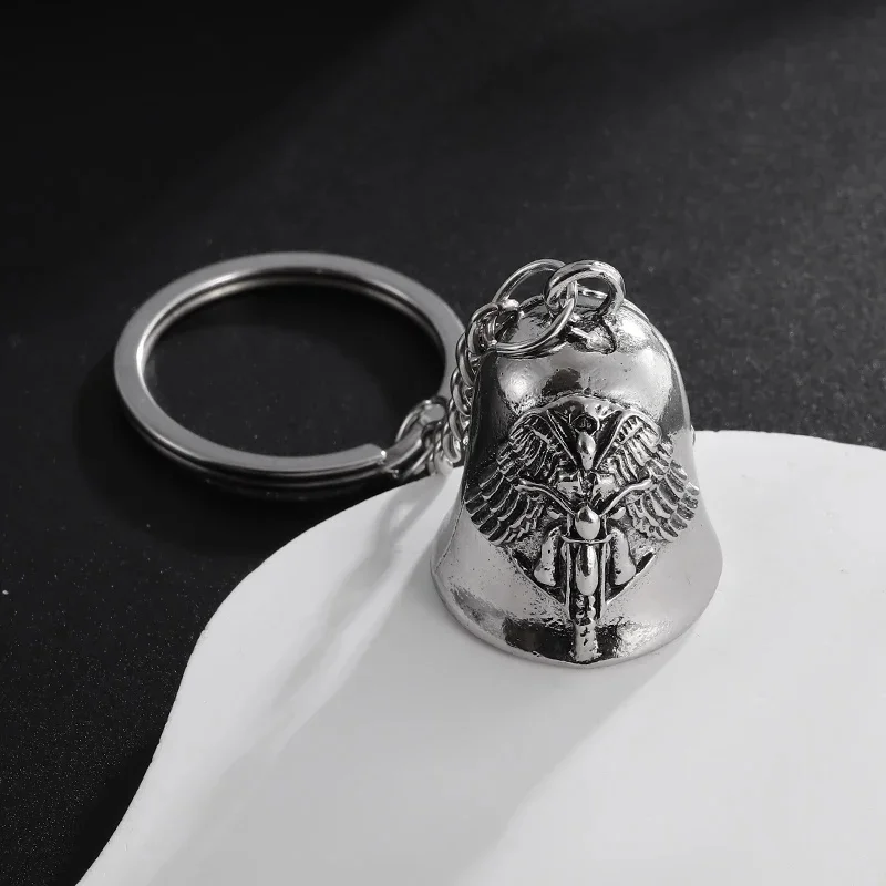 Porte-clés ailes d'ange gardien pour hommes, cloche de moto, accessoire de bijoux d'exorciste de motard élégant