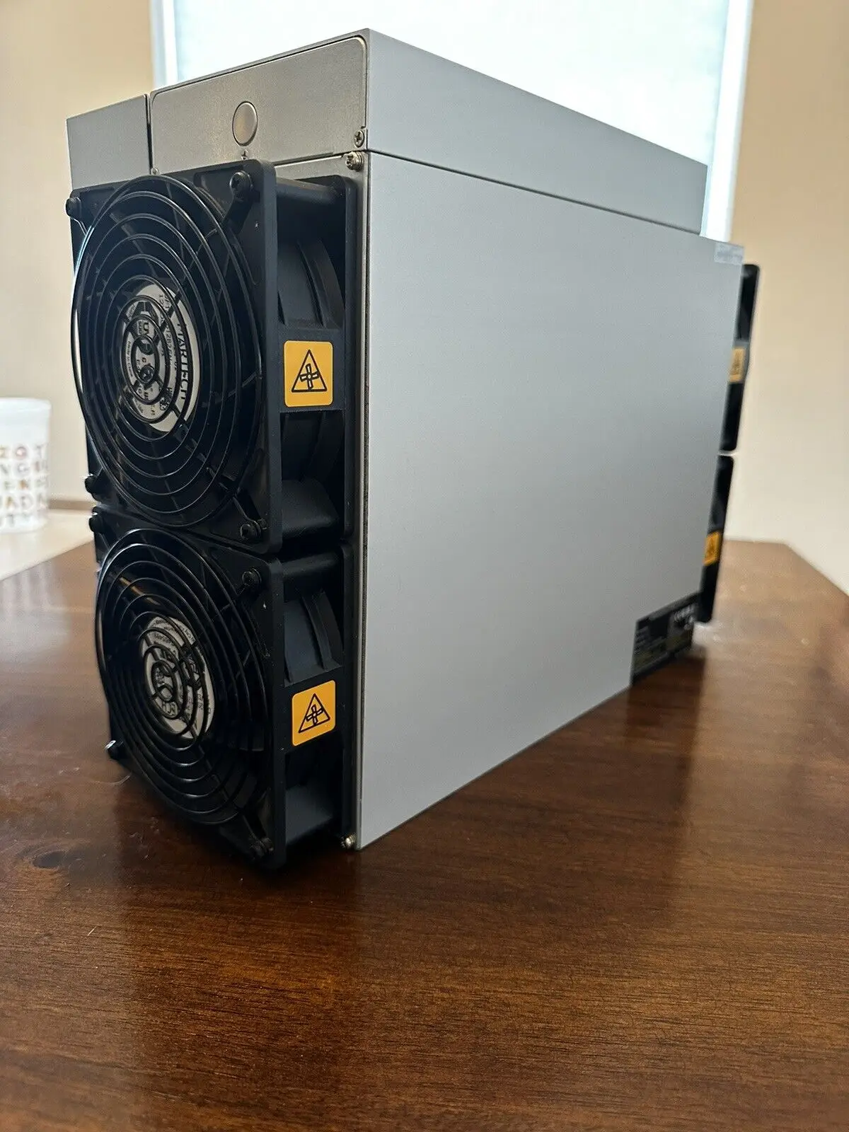 

Купите сейчас новинка купите 3 получите 2 бесплатно Bitmain Antminer S21 195 TH Биткойн Майнер