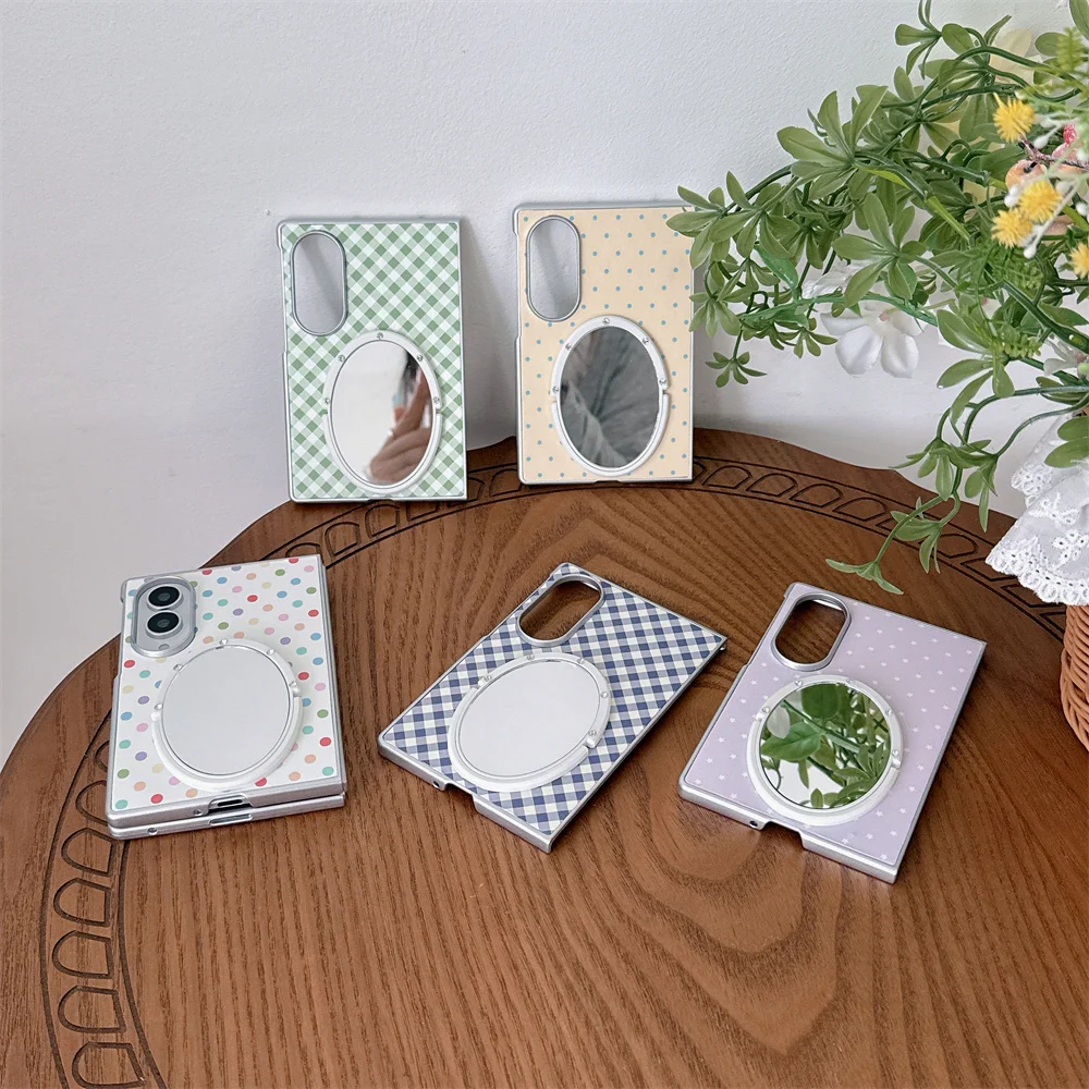 Korean Fashion Leather Polka Dots Plaid With Mirror Holder Phone case for Samsung Galaxy Z Fold 8 Ultra Fold 7 6 5 4 Fold8 Cover