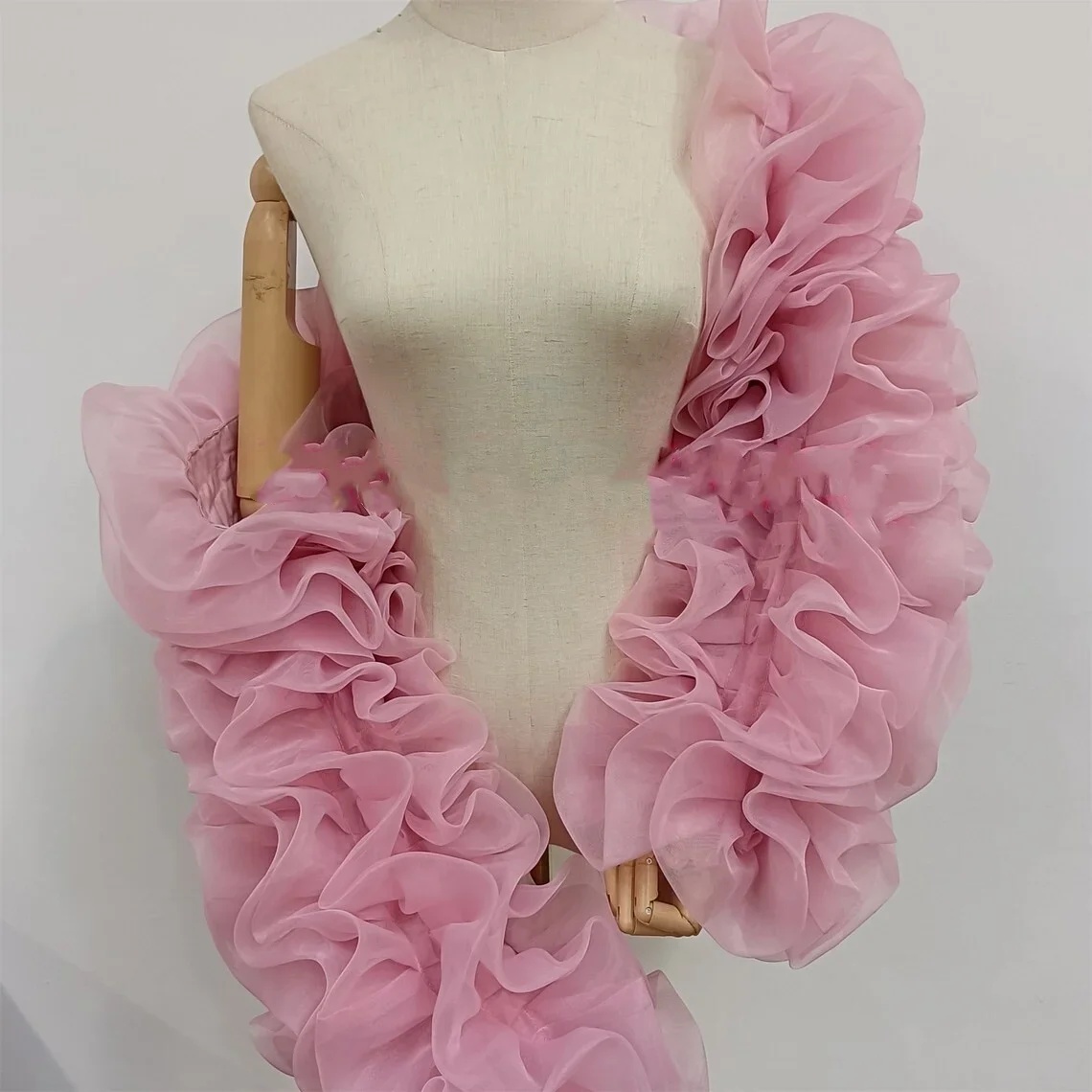 Organza ślubne wzruszenie ramion pełne rękawy Ruffles formalne bolerko na imprezę kobiety kurtka luksusowe akcesoria do sukni ślubnej Cape — zdjęcie 2