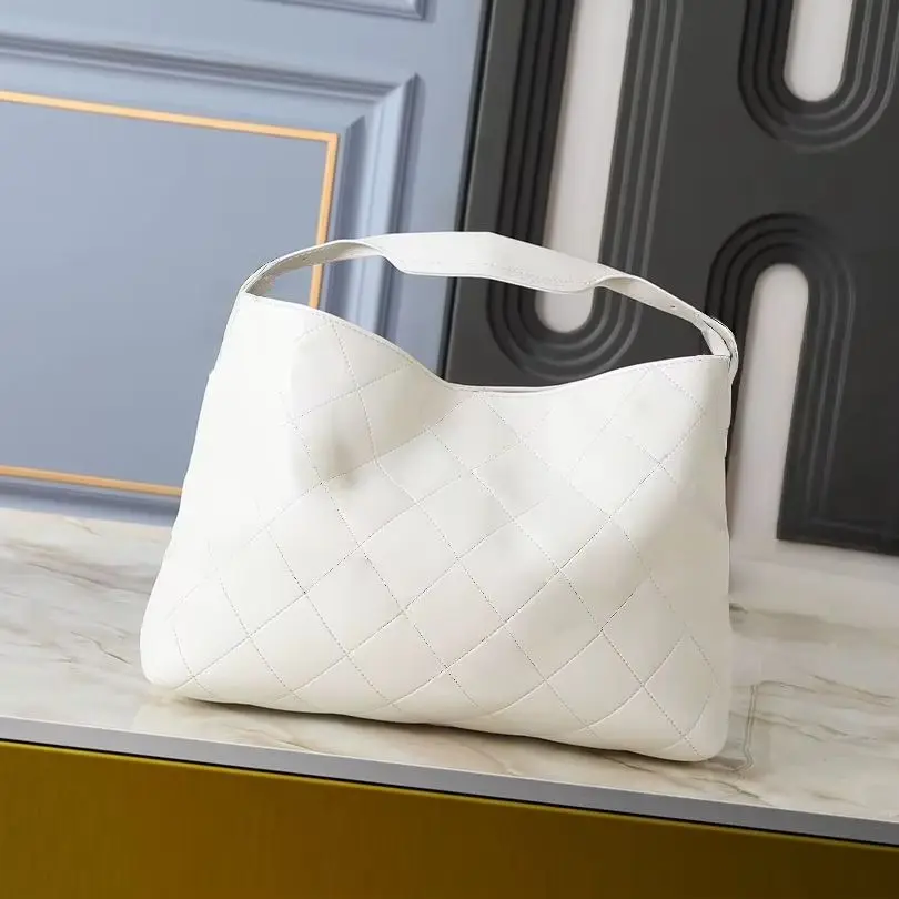 

2026 New Women's Handbag/Crossbody Bag, Large Capacity, Nine Colors Available, White, 36-24-12cm