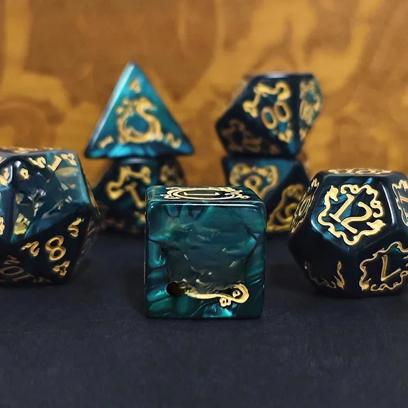 DND dés 7 pièces/ensemble Dragon motif dés polyédriques jeu de rôle D & D TRPG jeu de société dés comme cadeau accessoires de divertissement
