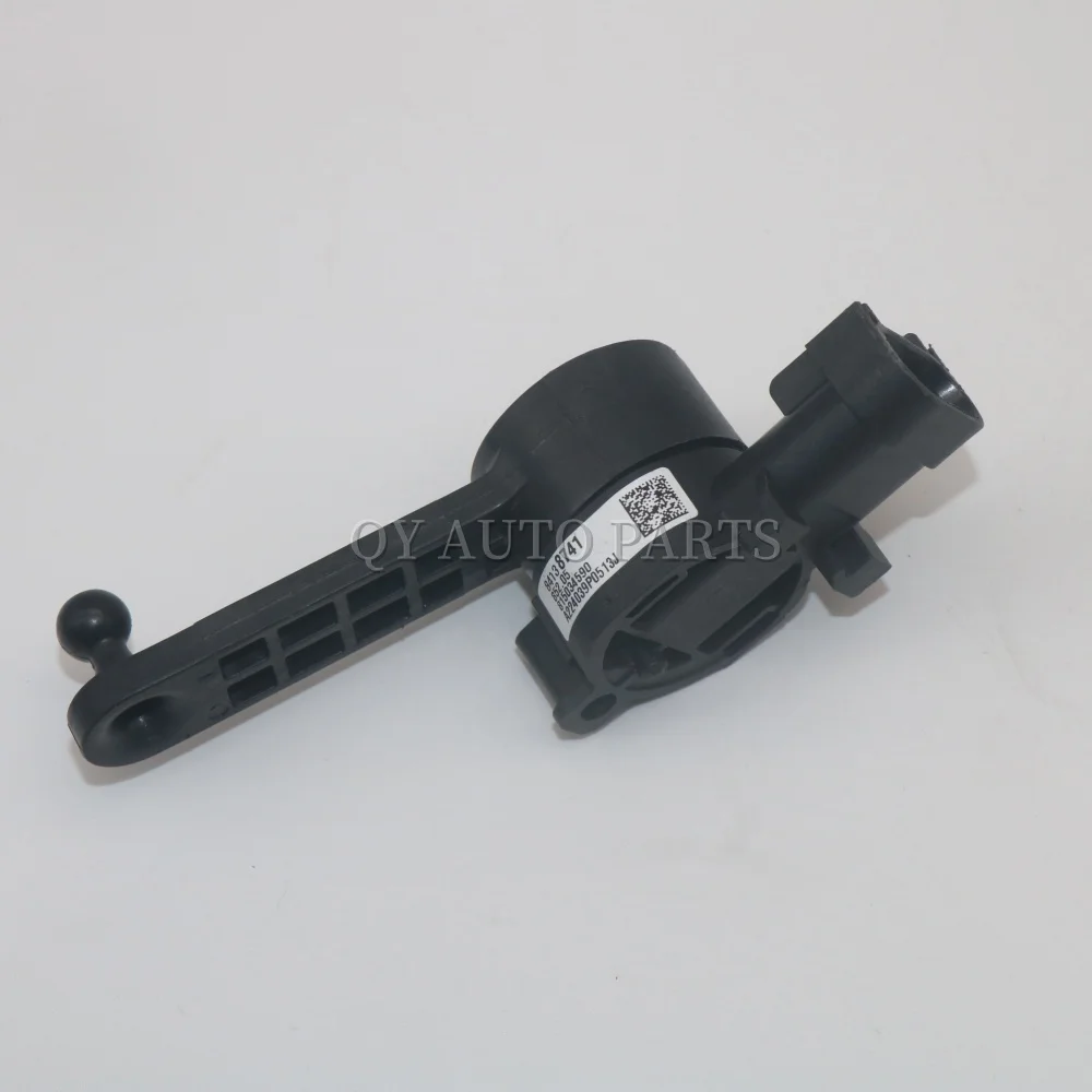 

84138741 Front Left Black Height Level Sensor for Chevy Tahoe GMC Yukon Cadillac Escalade 2.7L 3.0L 5.3L 6.2L 2021-2025