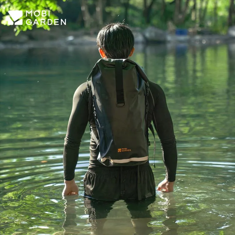 

MOBI GARDEN Waterproof Backpack 28L Outdoor Camping IPX6 Shoulder Bag Large Capacity Sports Travel Ultralight 850g Adjustable