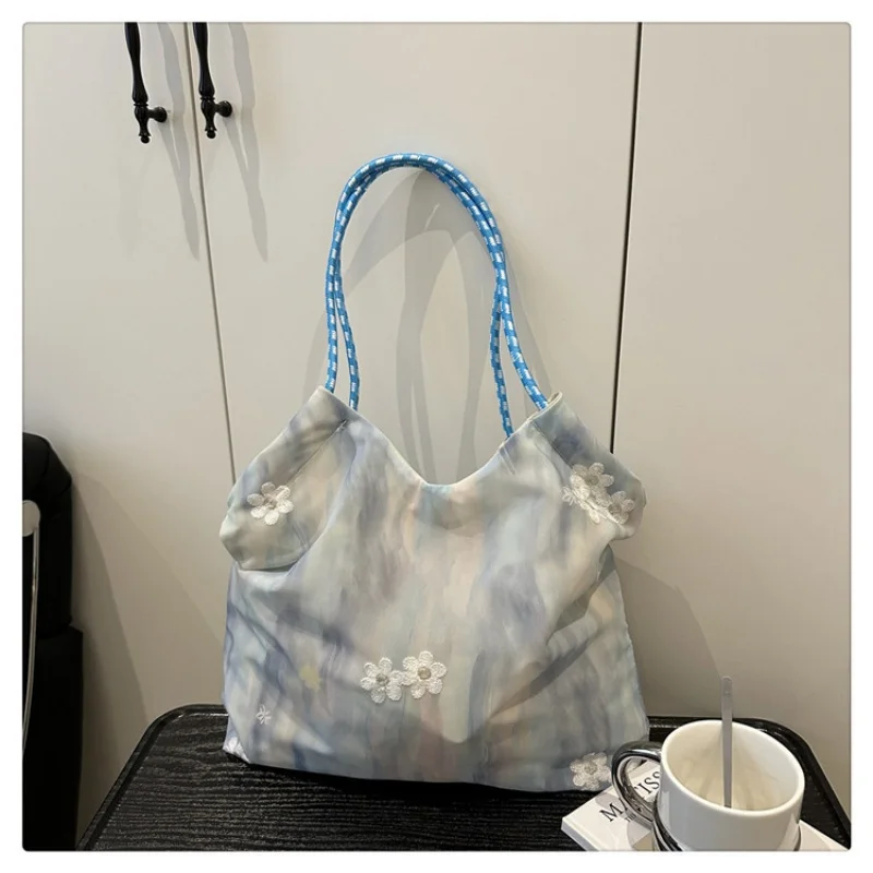 

New Chinese Style Fine Embroidery Ladies Handbags 2025 Summer Fashion Shoulder Bag Crossbody Daily Party Tote Handbag for Women