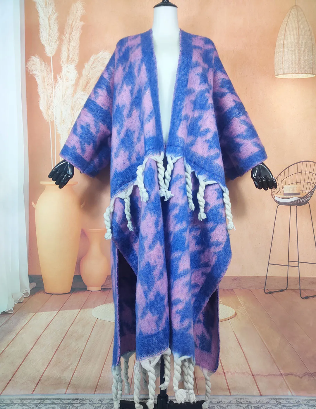 New Winter African Fashion Lady Open Front Warm Fuzzy Long Cardigans America Free Size Beautiful Loose Tassel Kaftan Kimonos