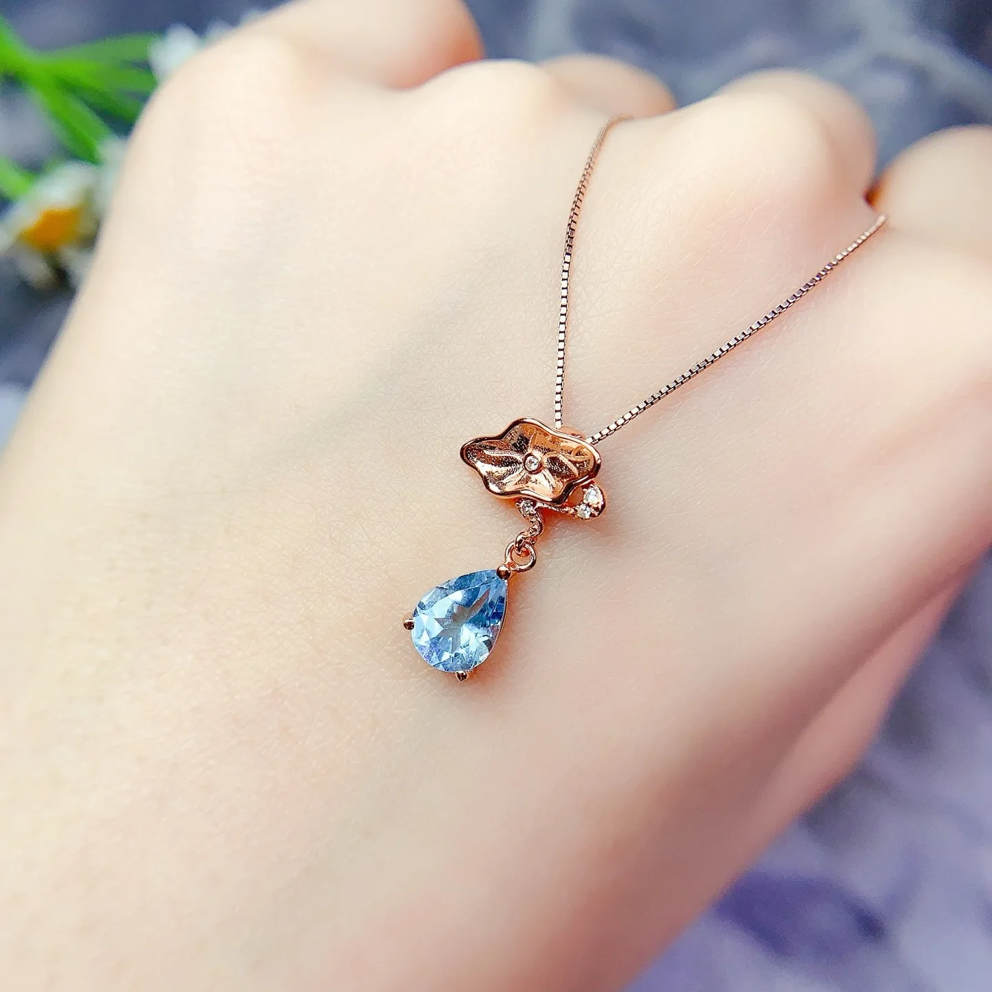 

KJJEAXCMY Girls' Jewelry 5x7mm Natural Blue Topaz Lotus Leaf Necklace Pendant 925 Pure Silver Plated 18K Rose Gold Clearance Sal