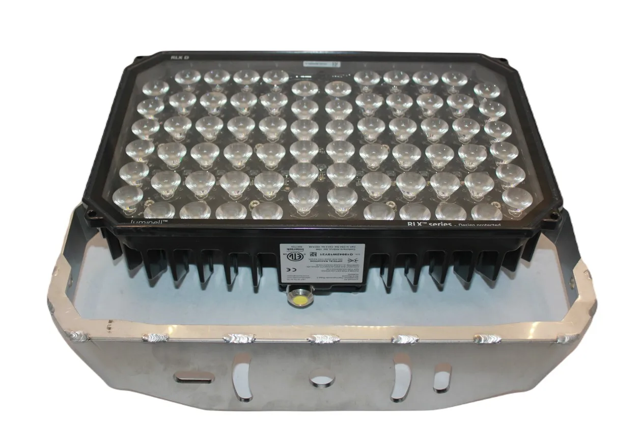 Luminell RLX D LED Floodlight LN100005 | 160W | 100-277VAC | IP66/IP67 Durable Lighting Solution